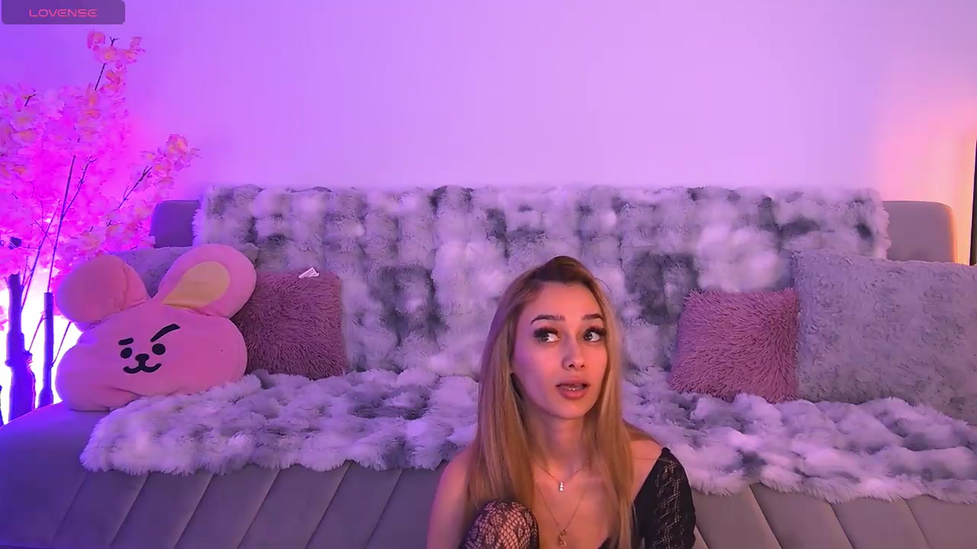 Gallery image thumbnail from AmyKentt's myfreecams stream on, 05/09/2026, 24:02 image 2 of 20
