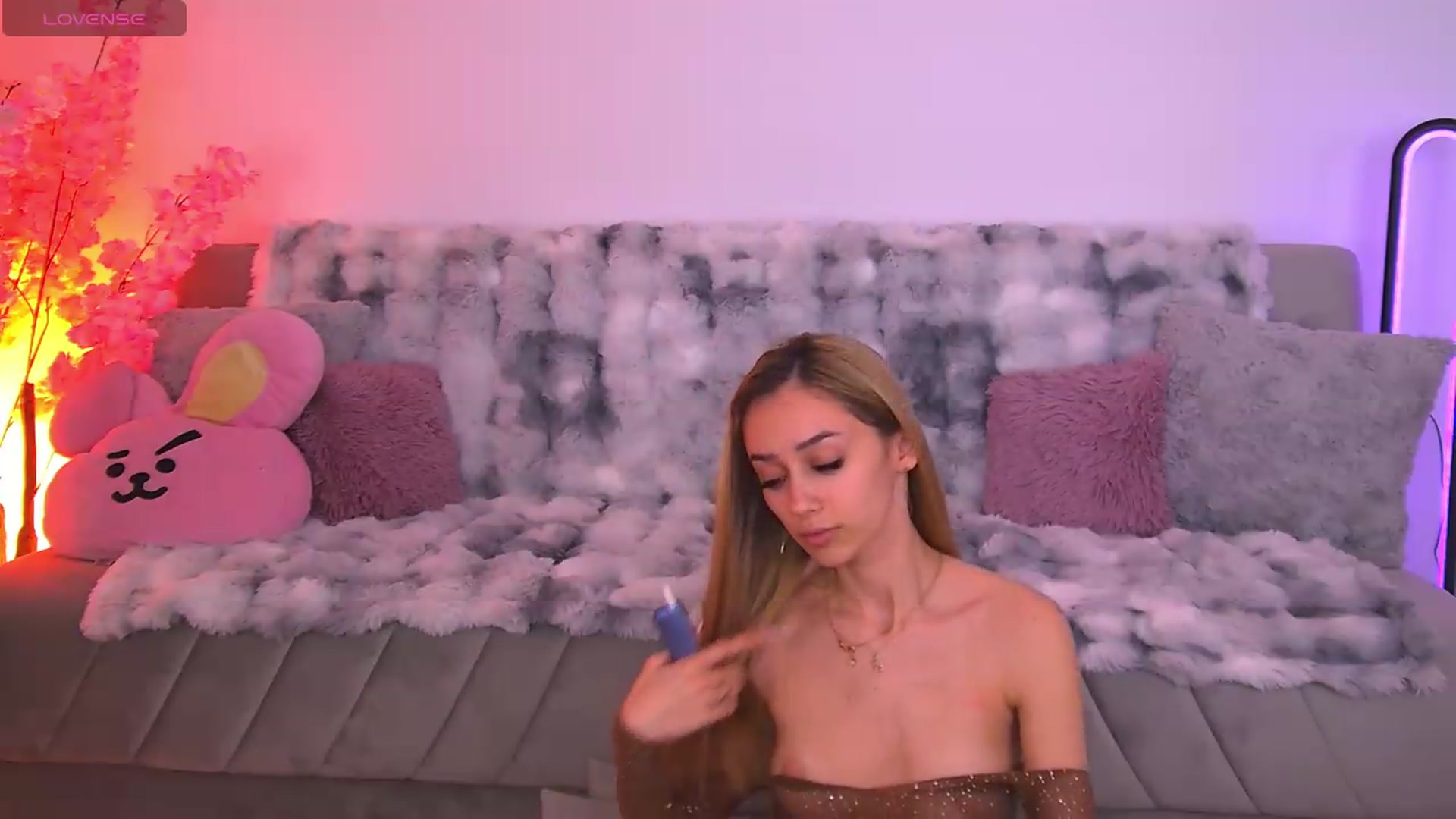 Gallery image thumbnail from AmyKentt's myfreecams stream on, 05/09/2026, 18:03 image 5 of 20