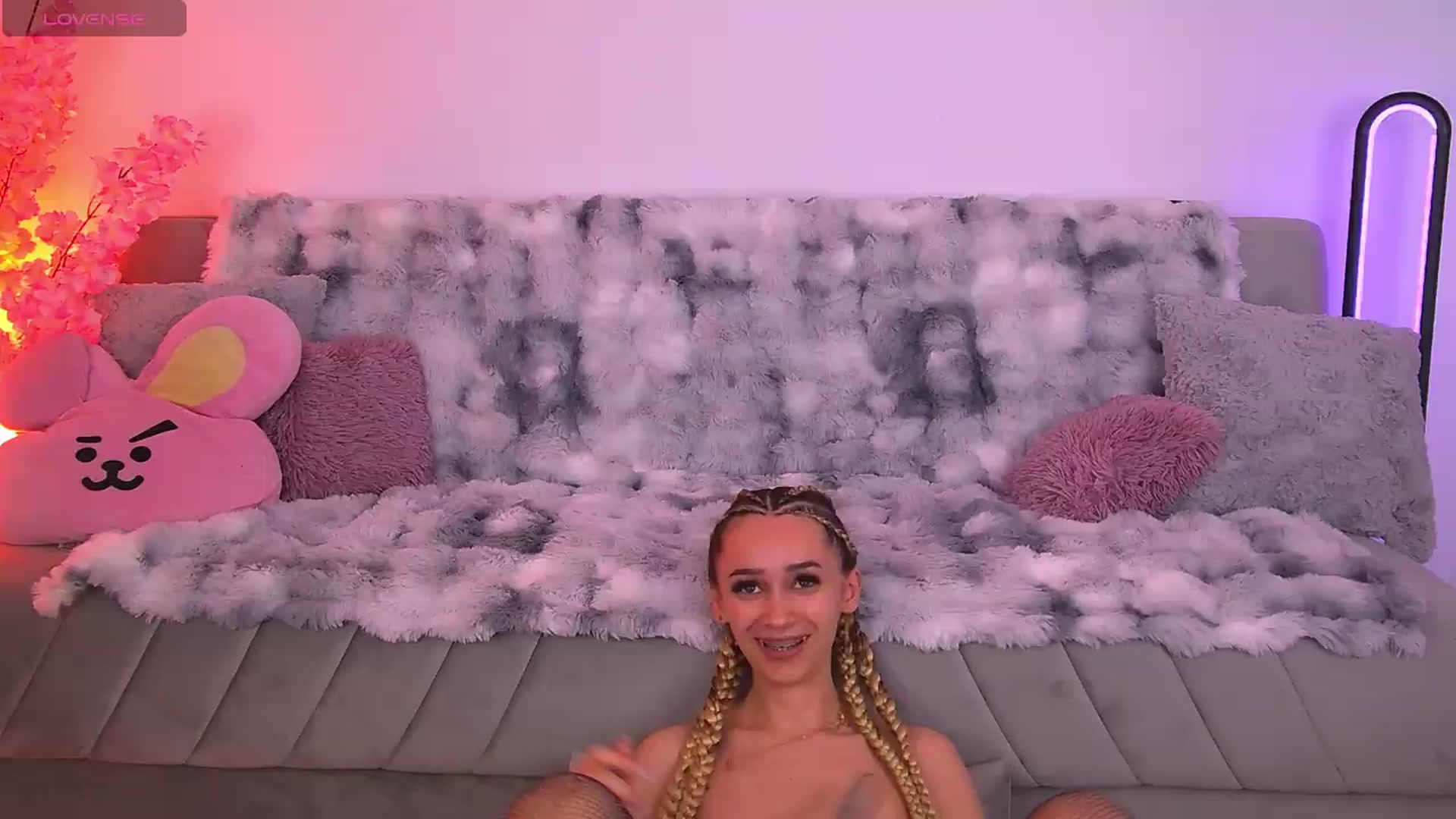 Gallery image thumbnail from AmyKentt's myfreecams stream on, 05/11/2026, 24:45 image 17 of 20