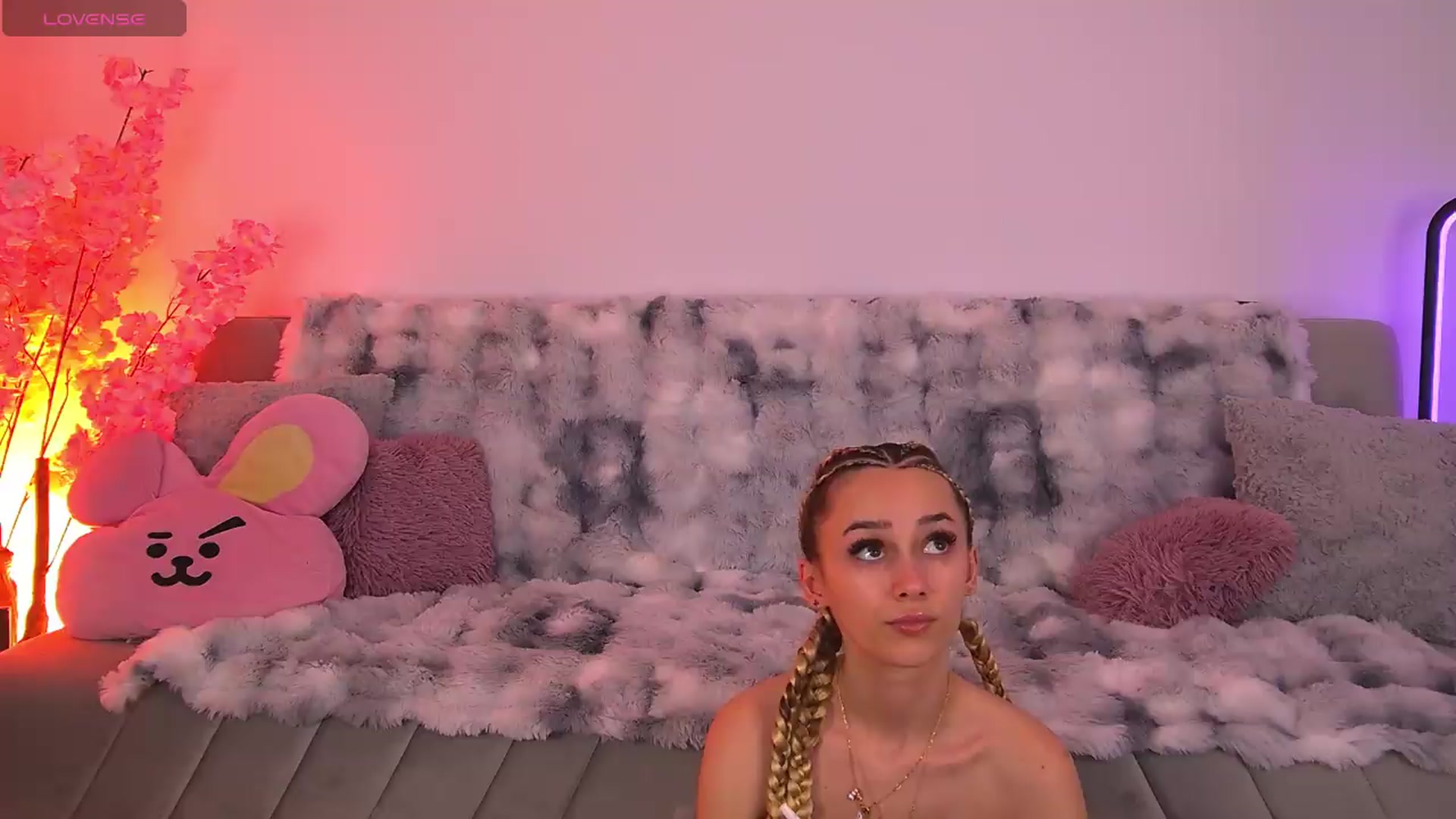 Gallery image thumbnail from AmyKentt's myfreecams stream on, 05/11/2026, 24:45 image 1 of 20
