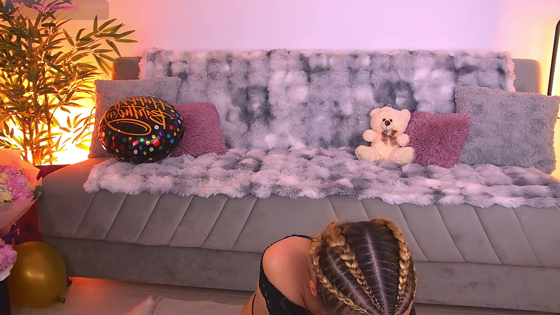 Gallery image thumbnail from AmyKentt's myfreecams stream on, 05/14/2026, 19:01 image 13 of 20
