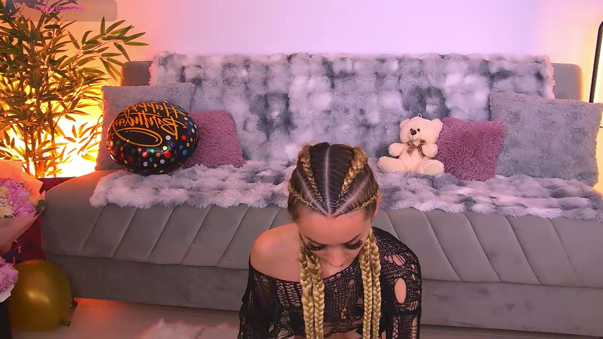 Gallery image thumbnail from AmyKentt's myfreecams stream on, 05/14/2026, 19:01 image 10 of 20