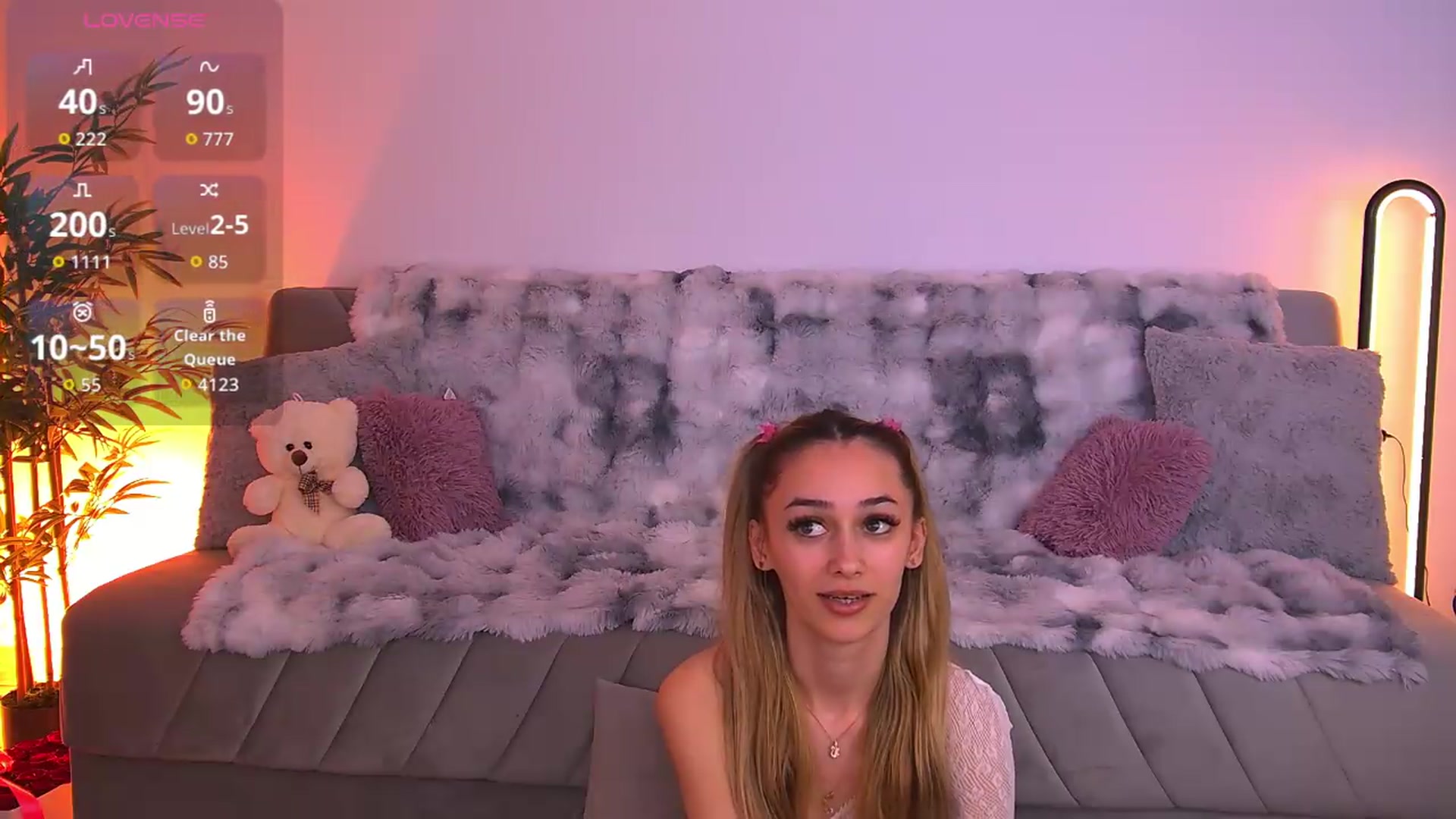 Gallery image thumbnail from AmyKentt's myfreecams stream on, 05/31/2026, 23:51 image 3 of 20