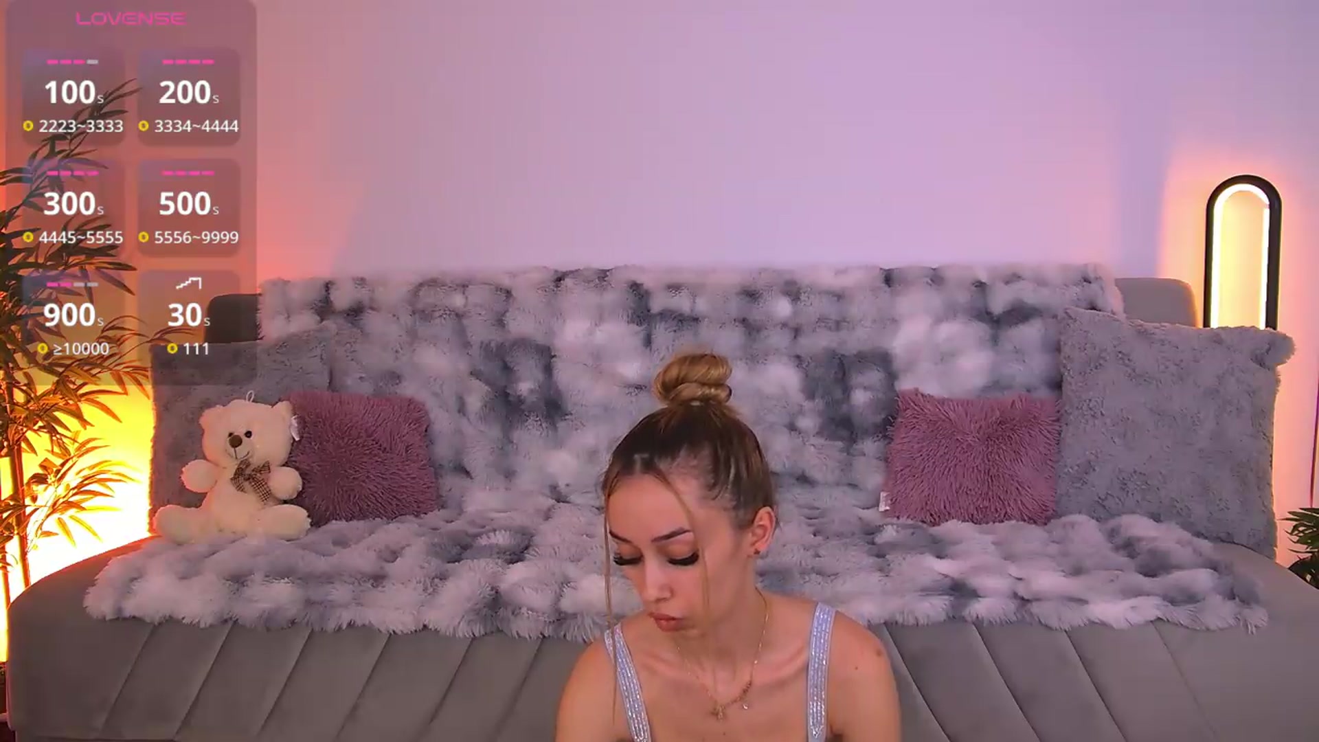 Gallery image thumbnail from AmyKentt's myfreecams stream on, 06/09/2026, 15:33 image 5 of 20