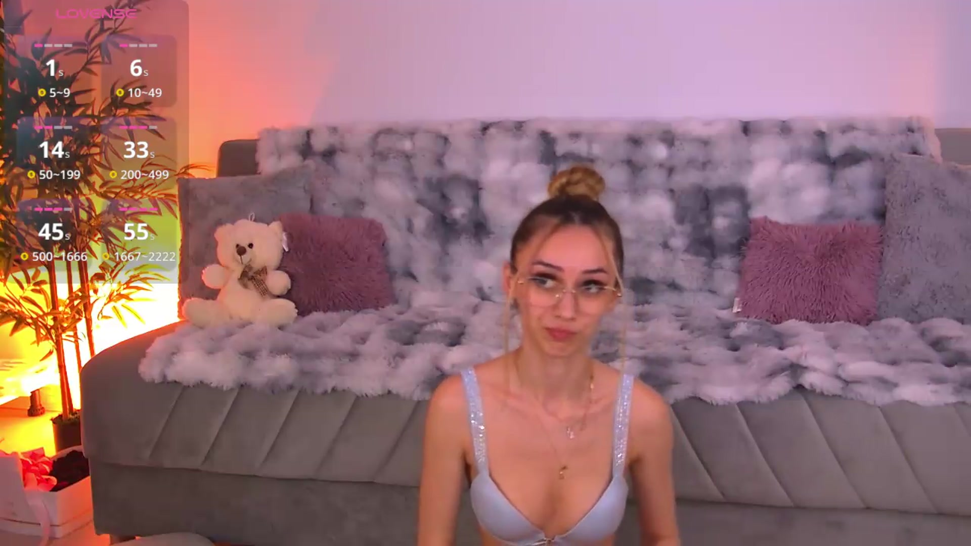 Gallery image thumbnail from AmyKentt's myfreecams stream on, 06/09/2026, 18:11 image 13 of 20
