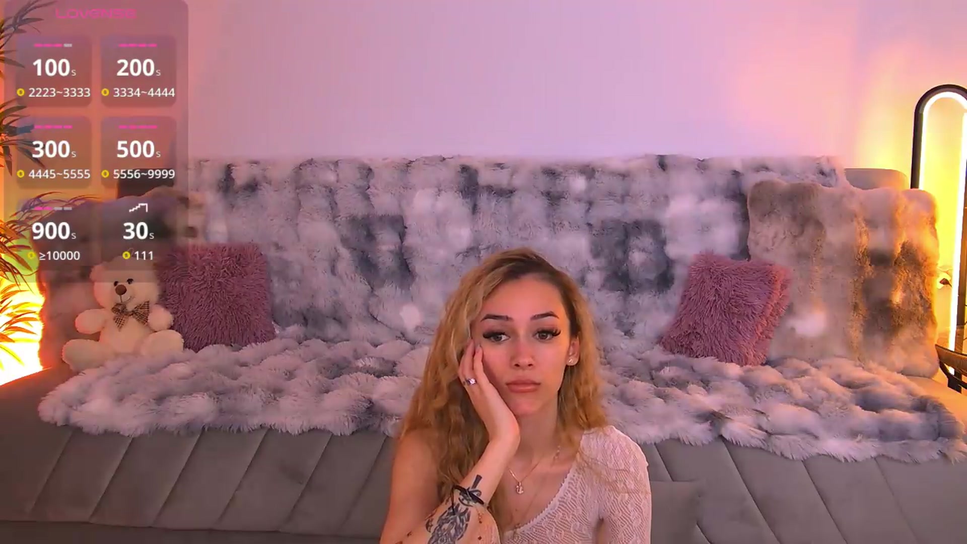 Gallery image thumbnail from AmyKentt's myfreecams stream on, 06/19/2026, 20:24 image 5 of 20