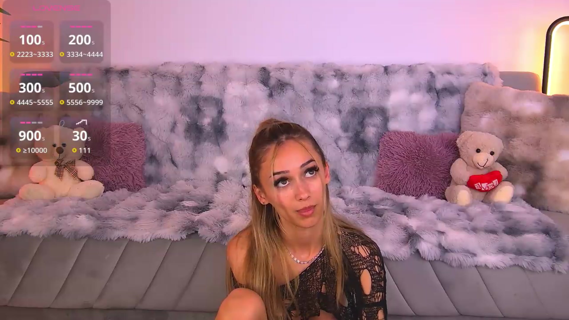 Gallery image thumbnail from AmyKentt's myfreecams stream on, 08/04/2026, 20:34 image 19 of 20