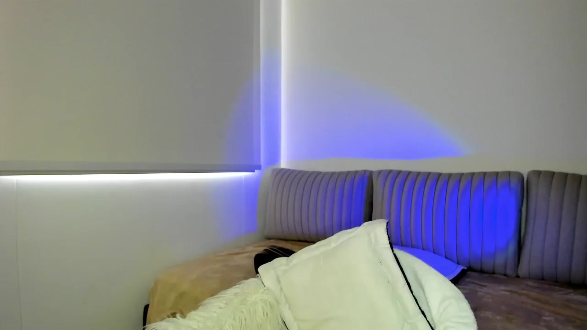 Gallery image thumbnail from AmyLeer_'s myfreecams stream on, 07/01/2025, 21:48 image 2 of 20