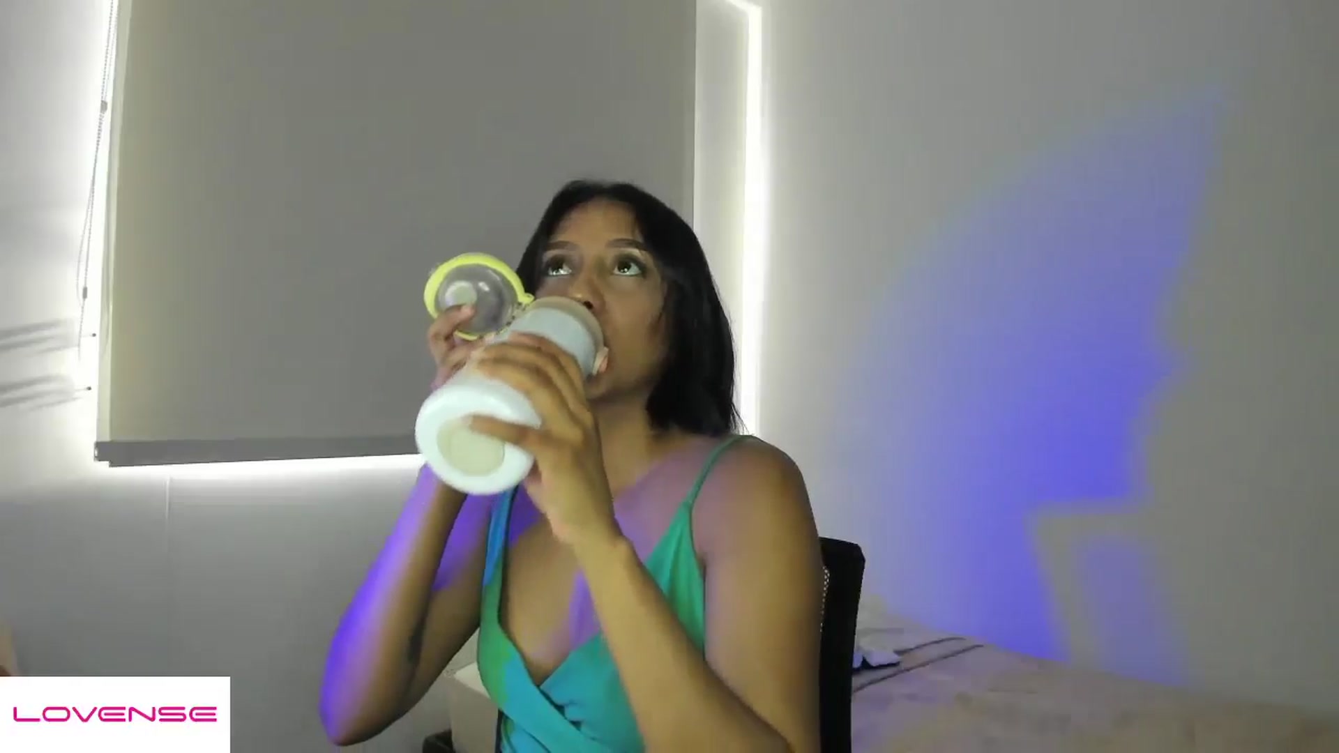 Gallery image thumbnail from AmyLeer_'s myfreecams stream on, 11/17/2025, 22:38 image 5 of 20