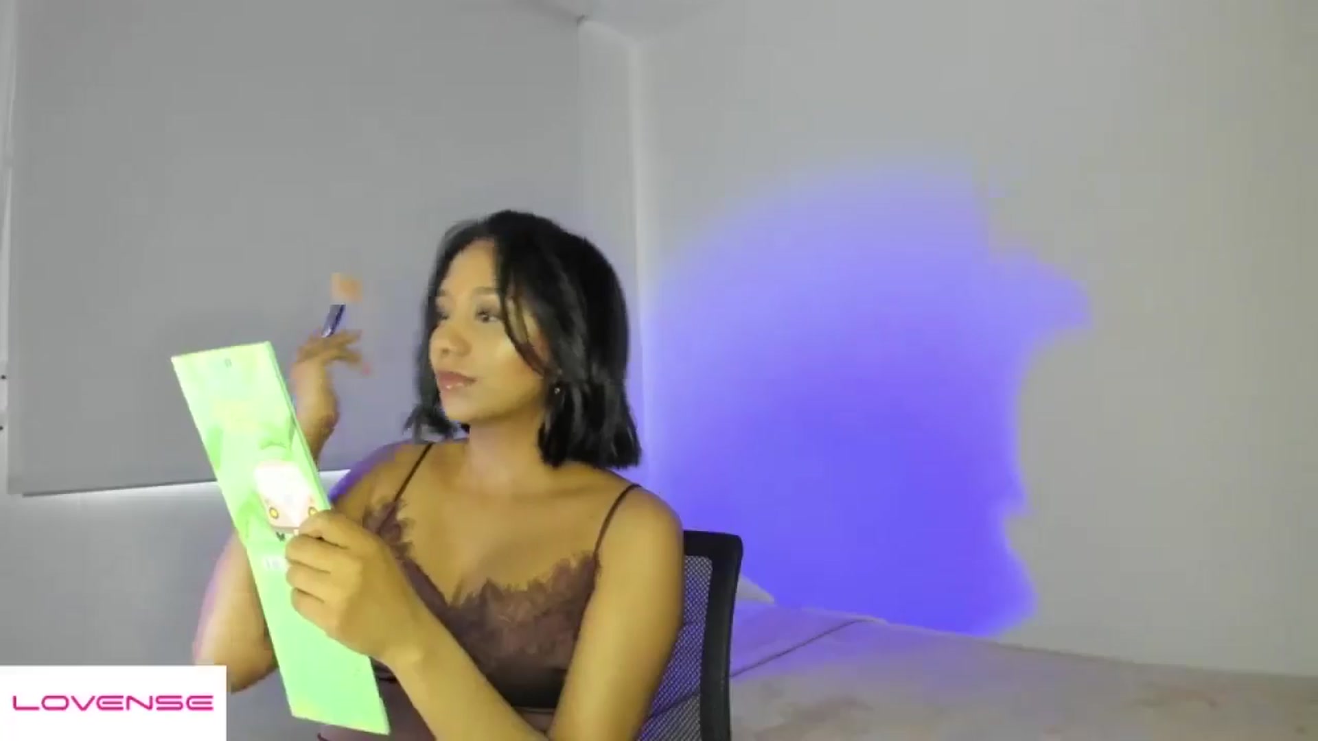 Gallery image thumbnail from AmyLeer_'s myfreecams stream on, 12/01/2025, 23:48 image 15 of 20
