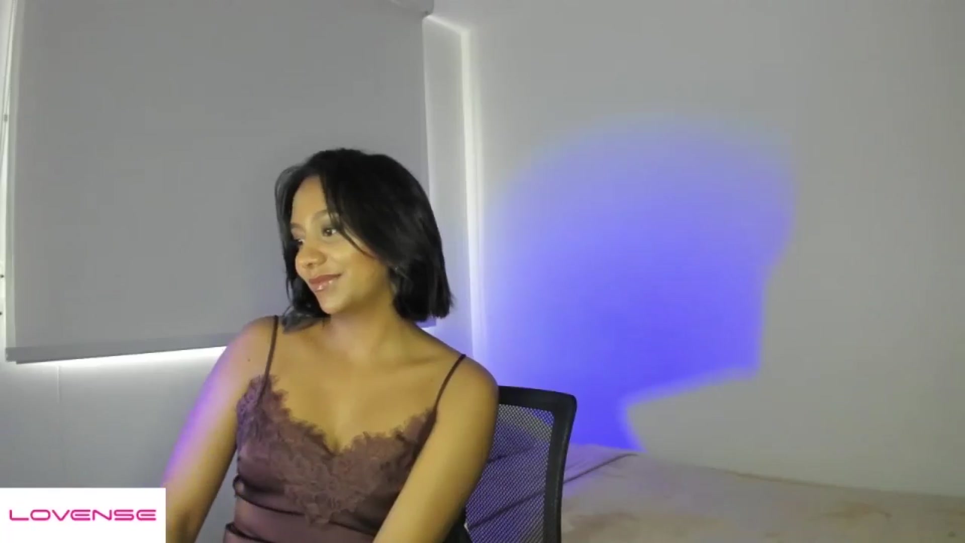 Gallery image thumbnail from AmyLeer_'s myfreecams stream on, 12/01/2025, 23:48 image 12 of 20