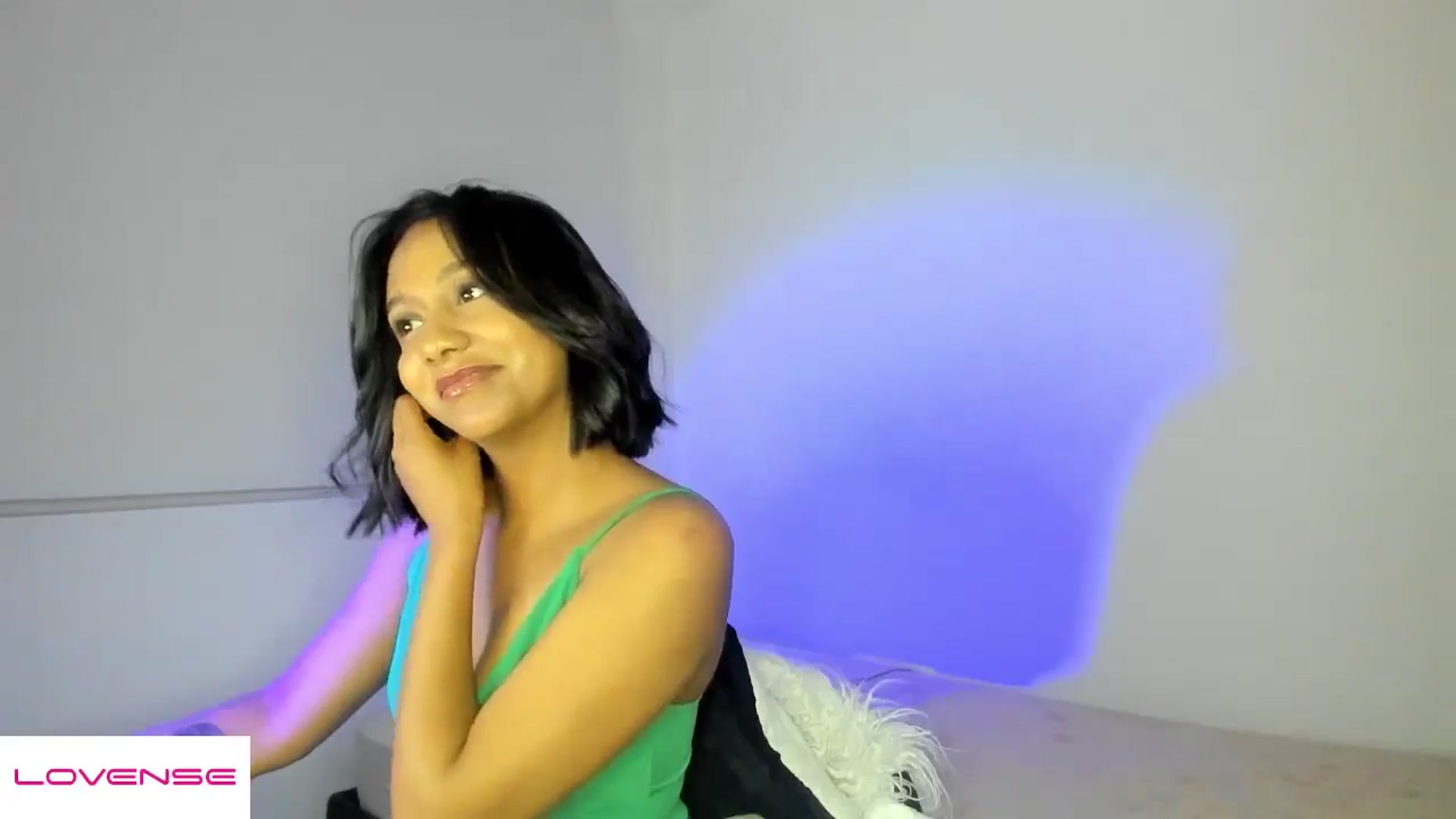 Gallery image thumbnail from AmyLeer_'s myfreecams stream on, 12/11/2025, 23:14 image 19 of 20