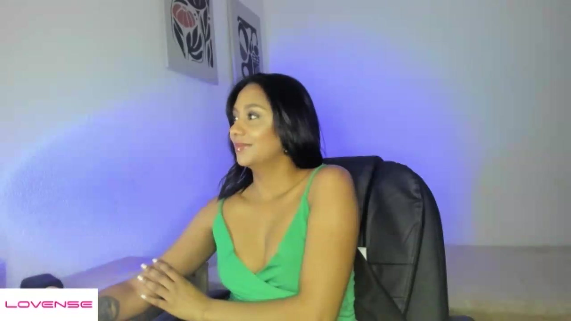 Gallery image thumbnail from AmyLeer_'s myfreecams stream on, 07/05/2026, 02:38 image 6 of 20