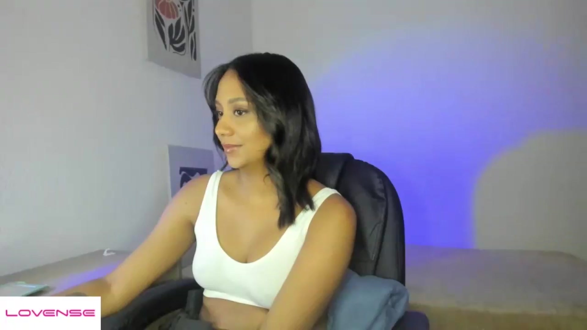 Gallery image thumbnail from AmyLeer_'s myfreecams stream on, 08/02/2026, 20:31 image 8 of 20