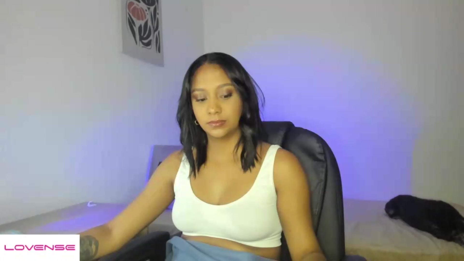 Gallery image thumbnail from AmyLeer_'s myfreecams stream on, 08/02/2026, 22:52 image 16 of 20