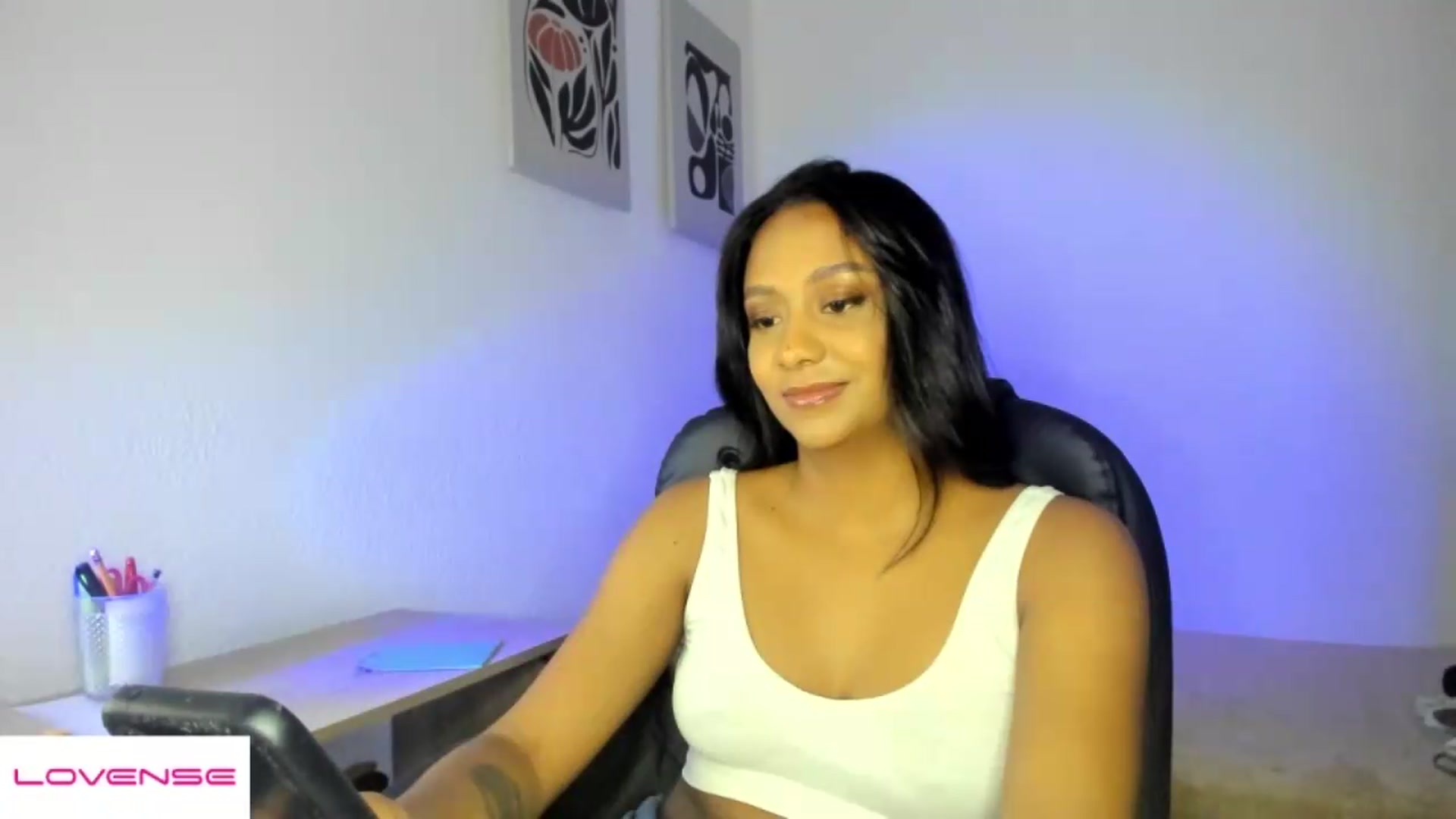 Gallery image thumbnail from AmyLeer_'s myfreecams stream on, 08/09/2026, 23:58 image 20 of 20