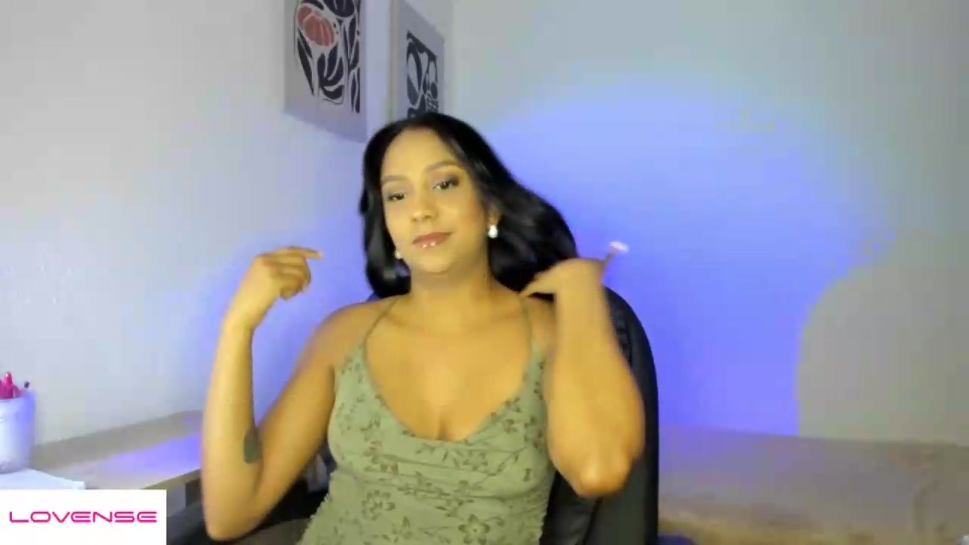 Gallery image thumbnail from AmyLeer_'s myfreecams stream on, 08/11/2026, 22:07 image 9 of 20