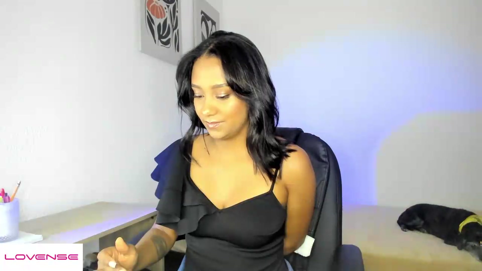 Gallery image thumbnail from AmyLeer_'s myfreecams stream on, 08/15/2026, 20:54 image 5 of 20