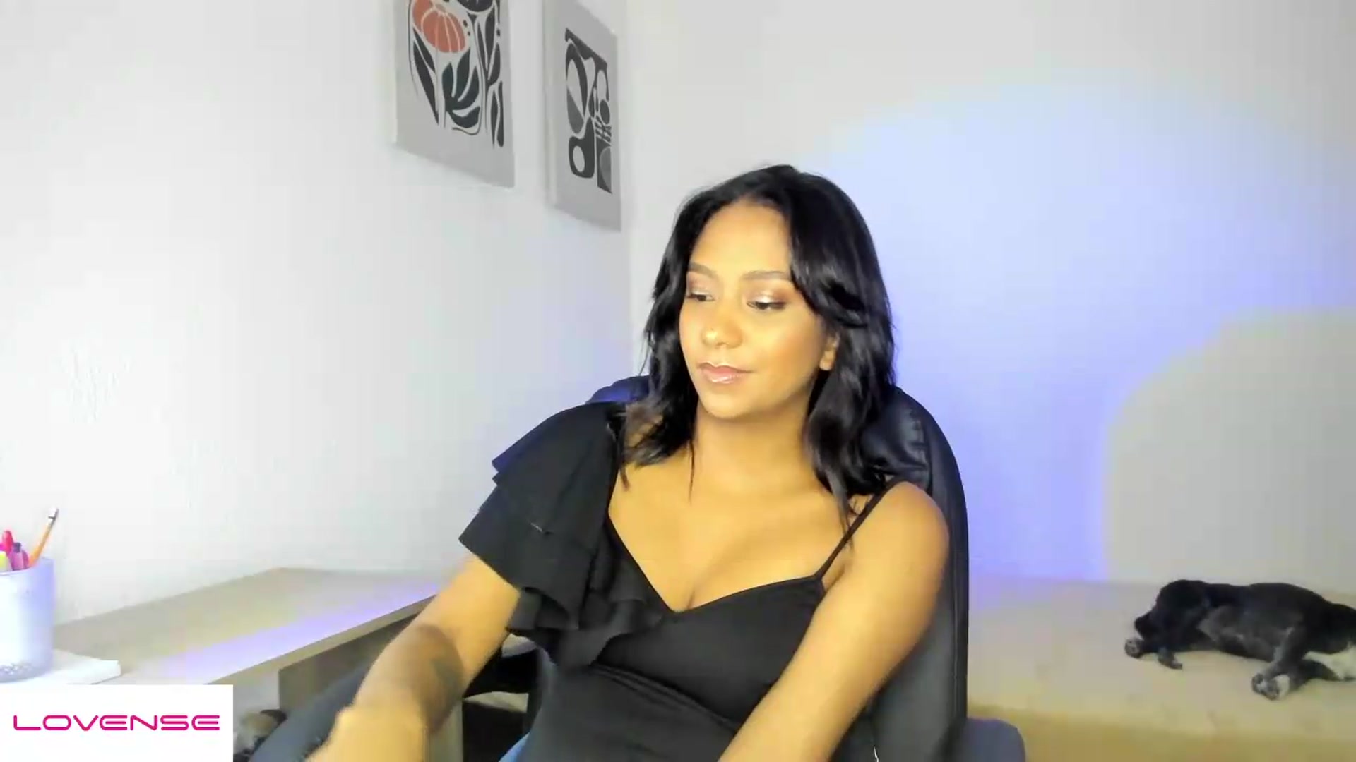 Gallery image thumbnail from AmyLeer_'s myfreecams stream on, 08/15/2026, 20:54 image 11 of 20