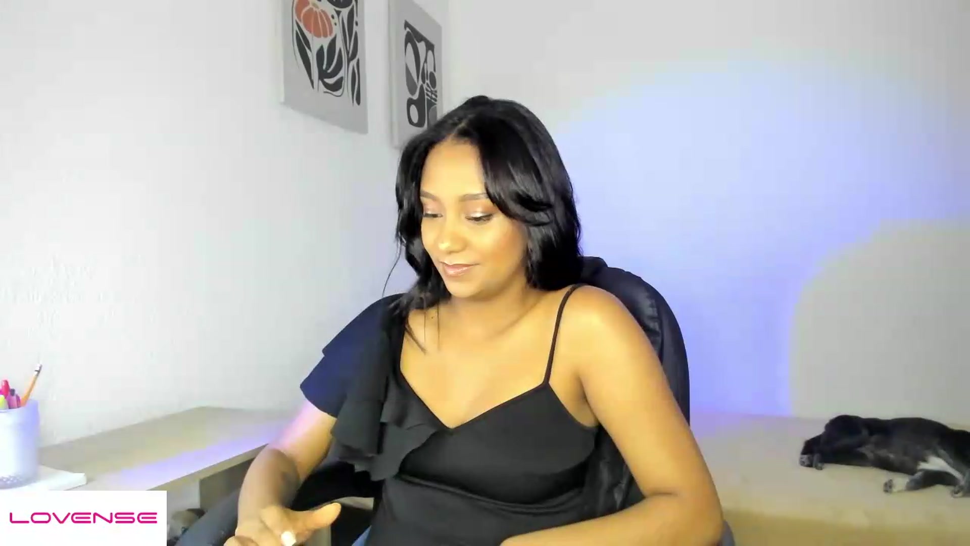 Gallery image thumbnail from AmyLeer_'s myfreecams stream on, 08/15/2026, 20:54 image 8 of 20
