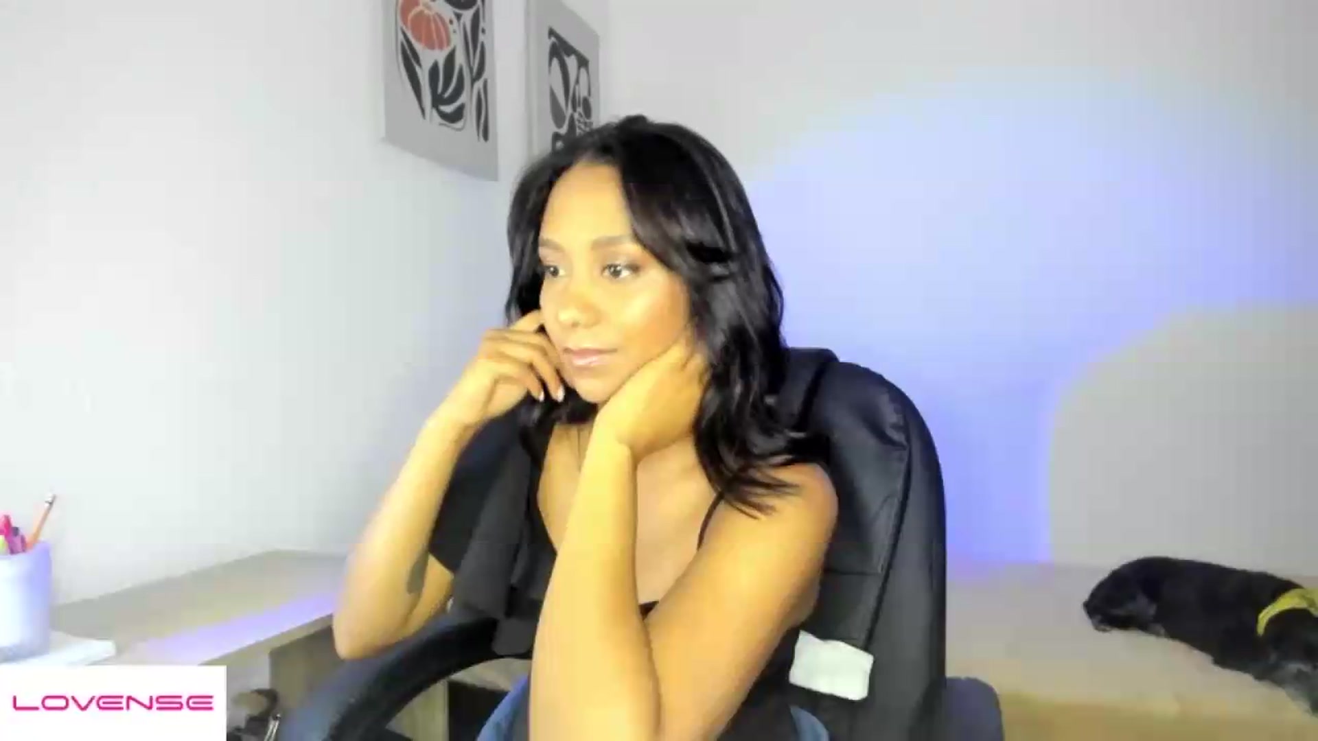 Gallery image thumbnail from AmyLeer_'s myfreecams stream on, 08/15/2026, 20:54 image 7 of 20