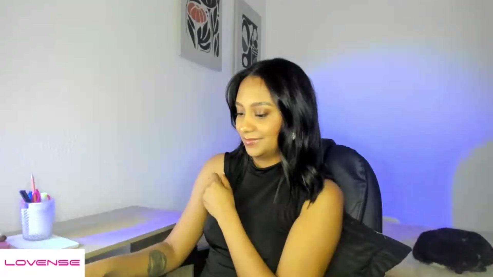 Gallery image thumbnail from AmyLeer_'s myfreecams stream on, 08/20/2026, 23:45 image 4 of 20