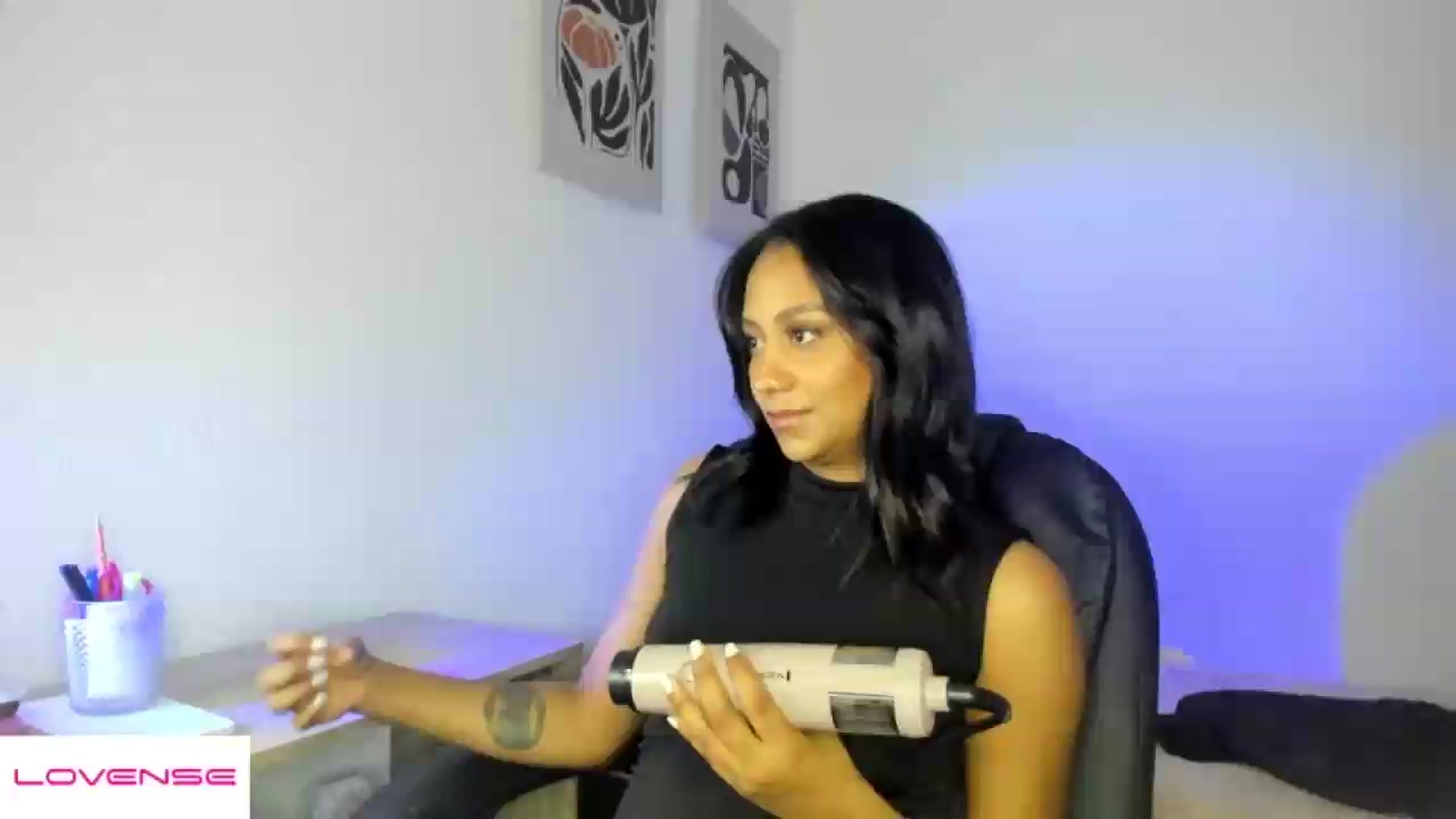 Gallery image thumbnail from AmyLeer_'s myfreecams stream on, 08/20/2026, 23:45 image 20 of 20