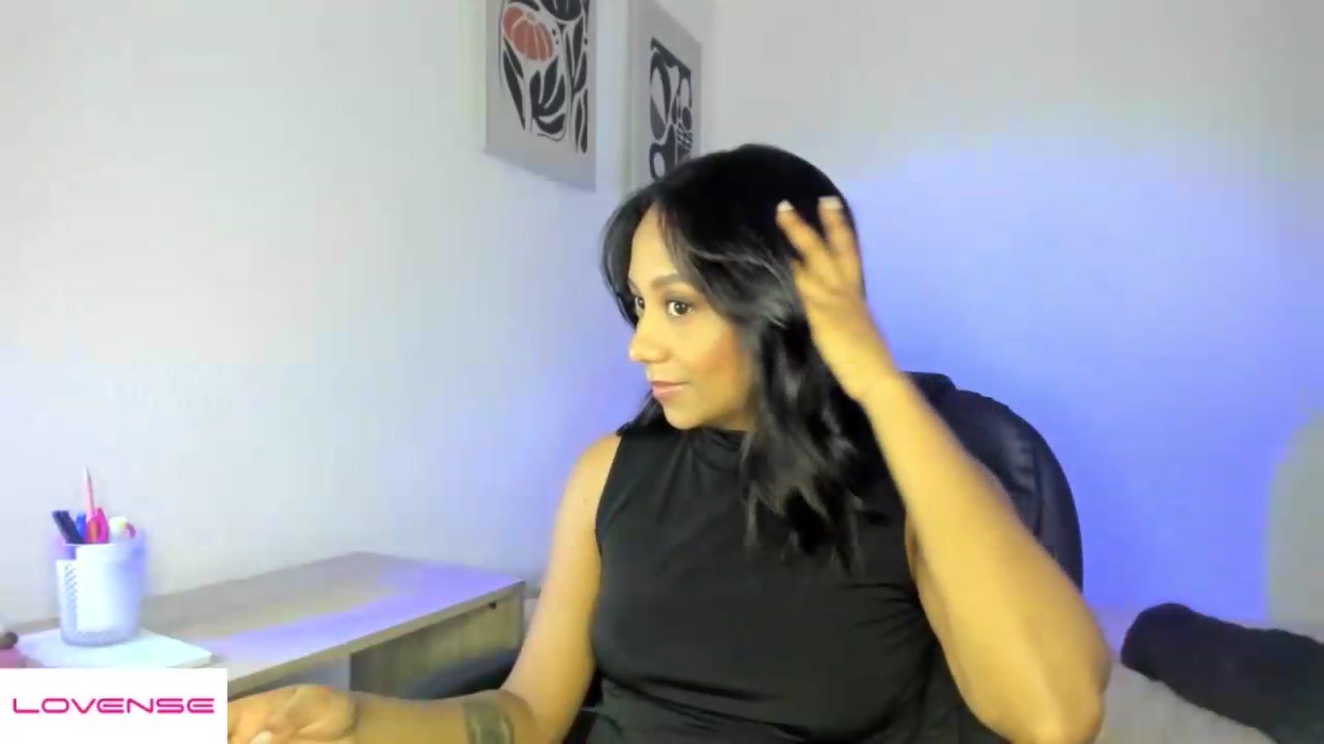 Gallery image thumbnail from AmyLeer_'s myfreecams stream on, 08/20/2026, 23:45 image 2 of 20