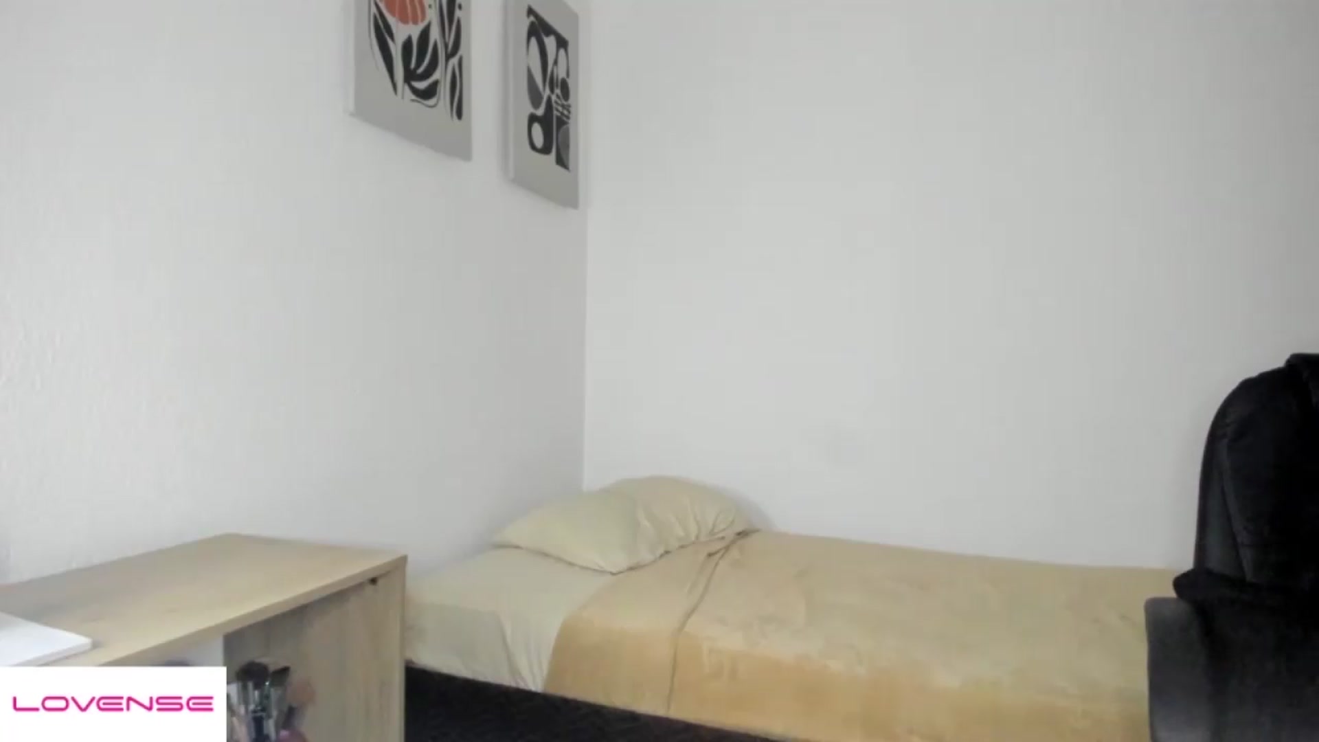 Gallery image thumbnail from AmyLeer_'s myfreecams stream on, 08/22/2026, 22:02 image 13 of 20