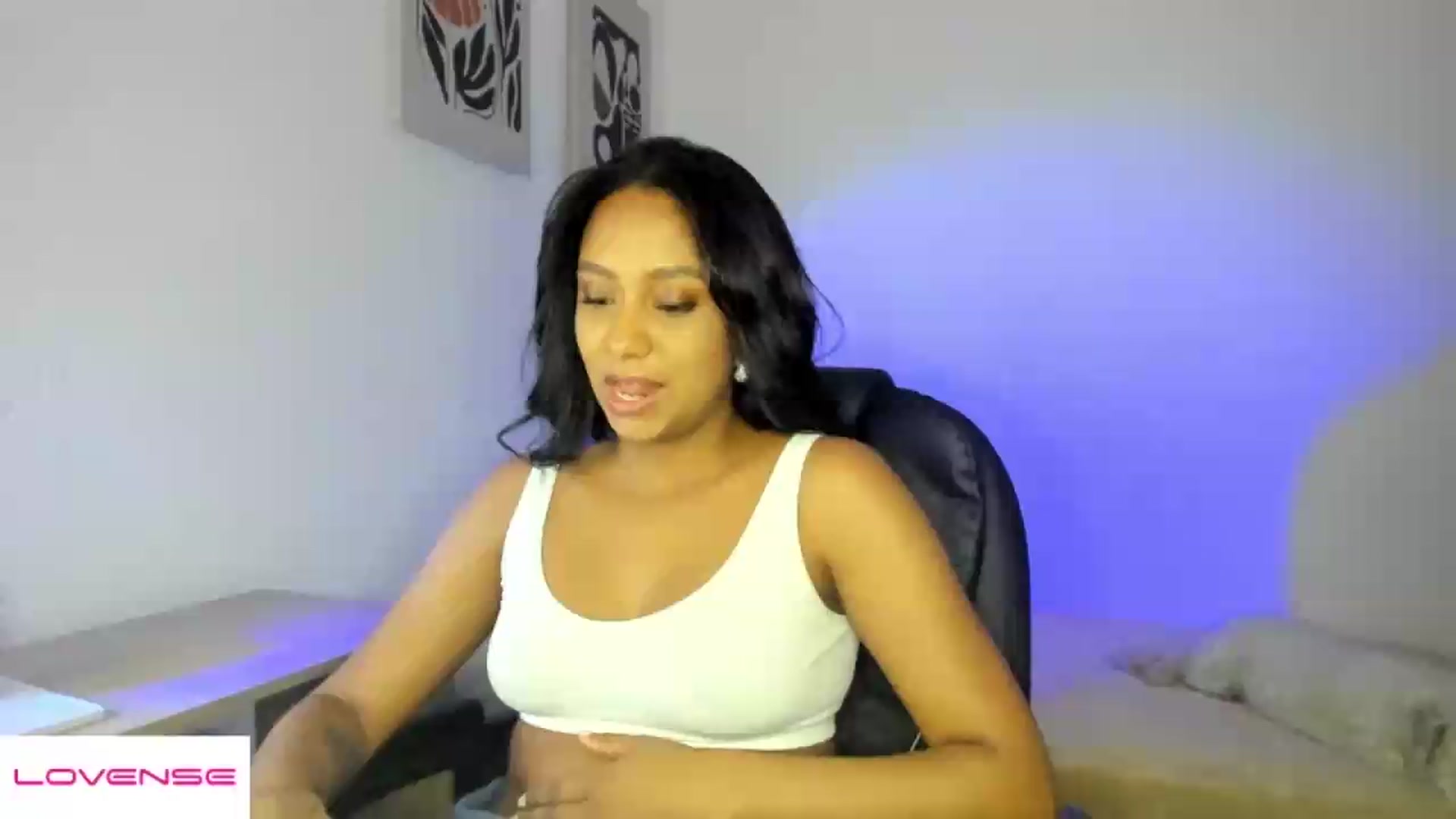 Gallery image thumbnail from AmyLeer_'s myfreecams stream on, 08/22/2026, 23:06 image 14 of 20