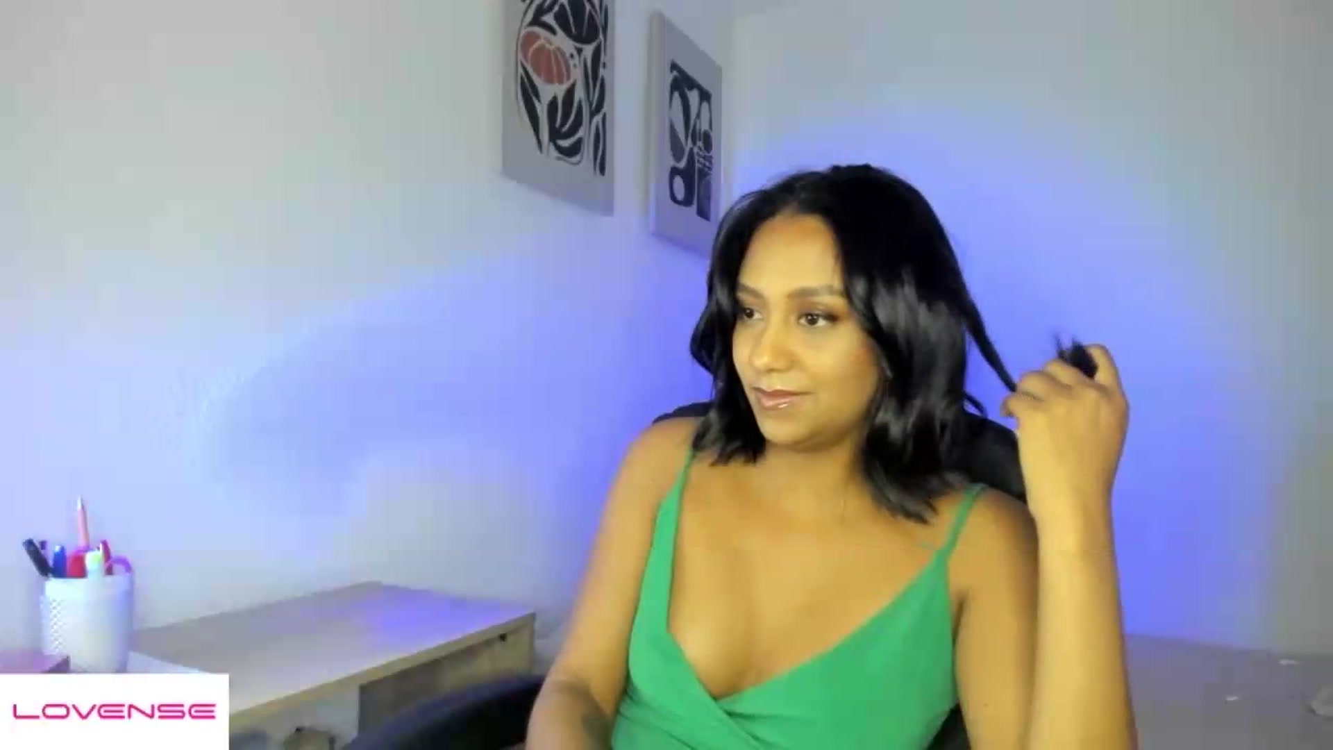 Gallery image thumbnail from AmyLeer_'s myfreecams stream on, 08/30/2026, 23:52 image 17 of 20