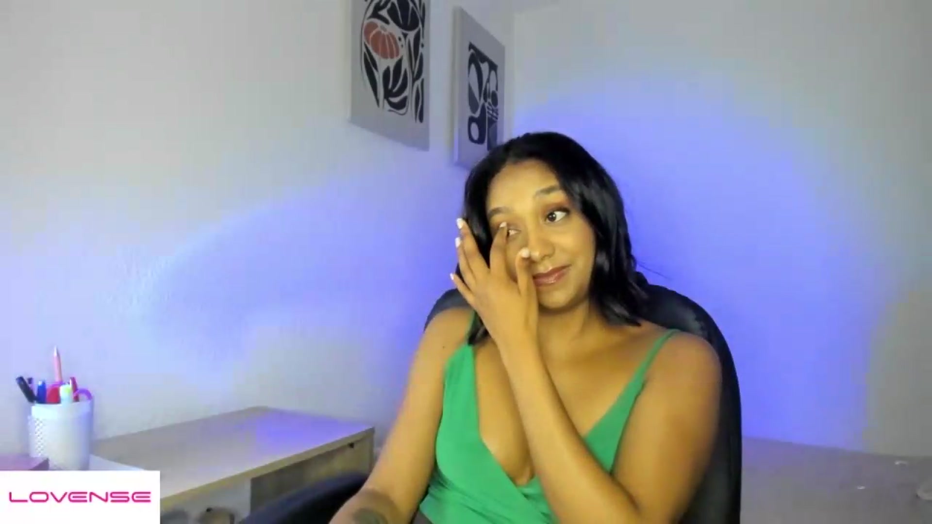 Gallery image thumbnail from AmyLeer_'s myfreecams stream on, 08/30/2026, 23:52 image 19 of 20