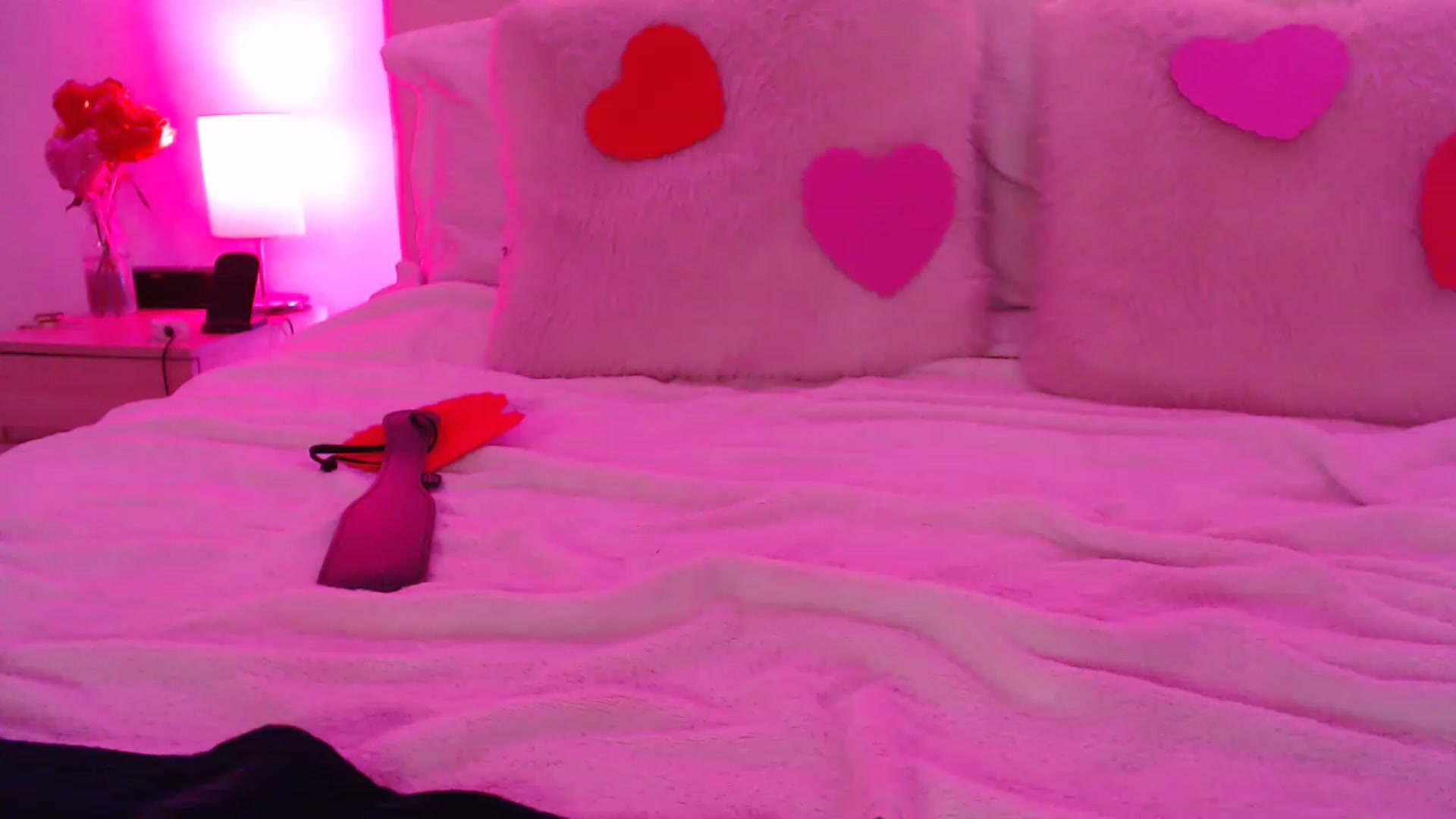 Gallery image thumbnail from AmyLi's myfreecams stream on, 02/15/2023, 07:00 image 12 of 20