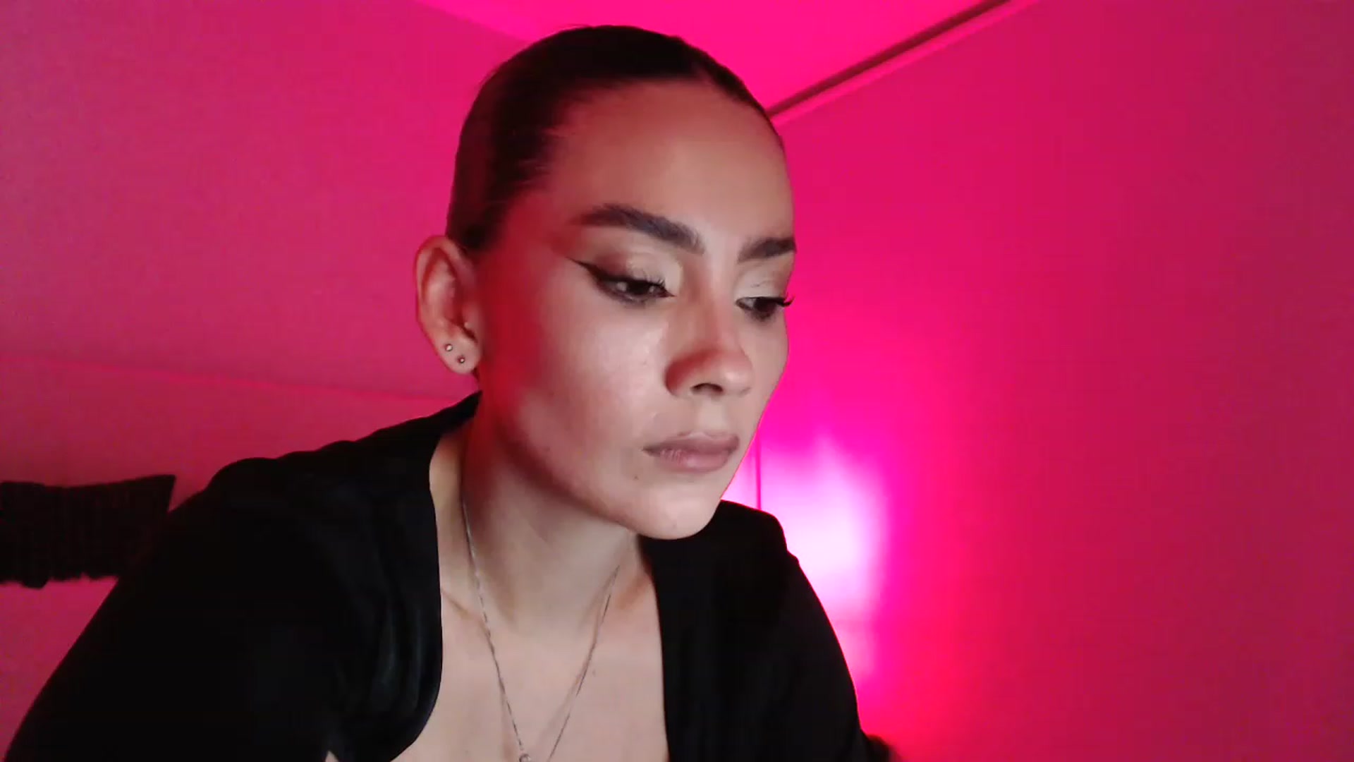 Gallery image thumbnail from AmyLi's myfreecams stream on, 07/08/2023, 06:55 image 19 of 20