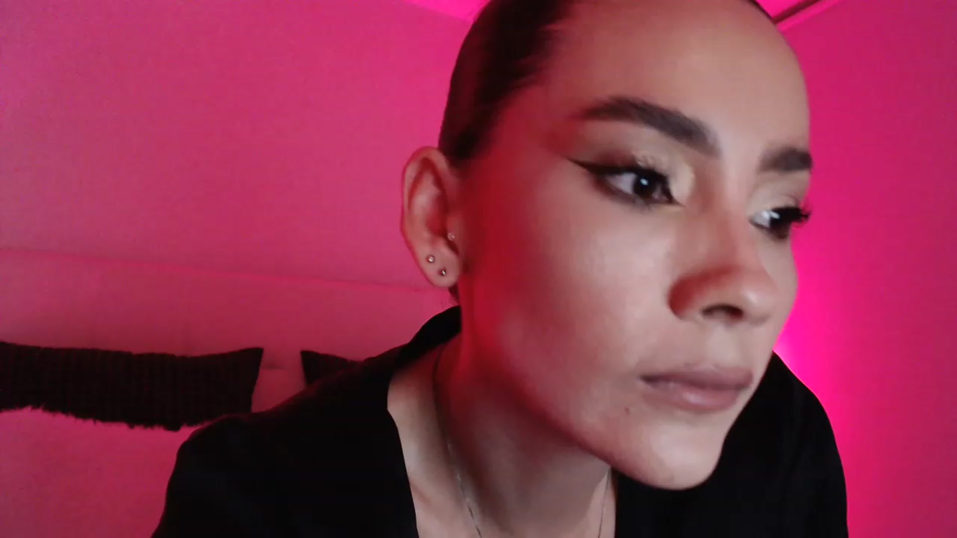 Gallery image thumbnail from AmyLi's myfreecams stream on, 07/08/2023, 06:55 image 14 of 20