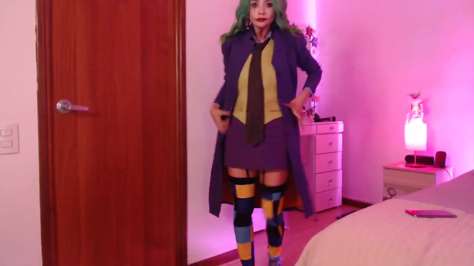 Gallery image thumbnail from AmyLi's myfreecams stream on, 11/01/2023, 04:58 image 17 of 20