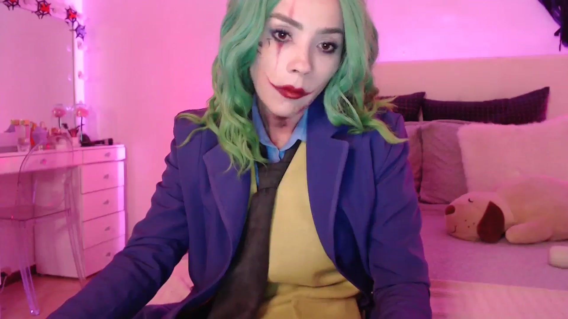 Gallery image thumbnail from AmyLi's myfreecams stream on, 11/01/2023, 04:58 image 18 of 20