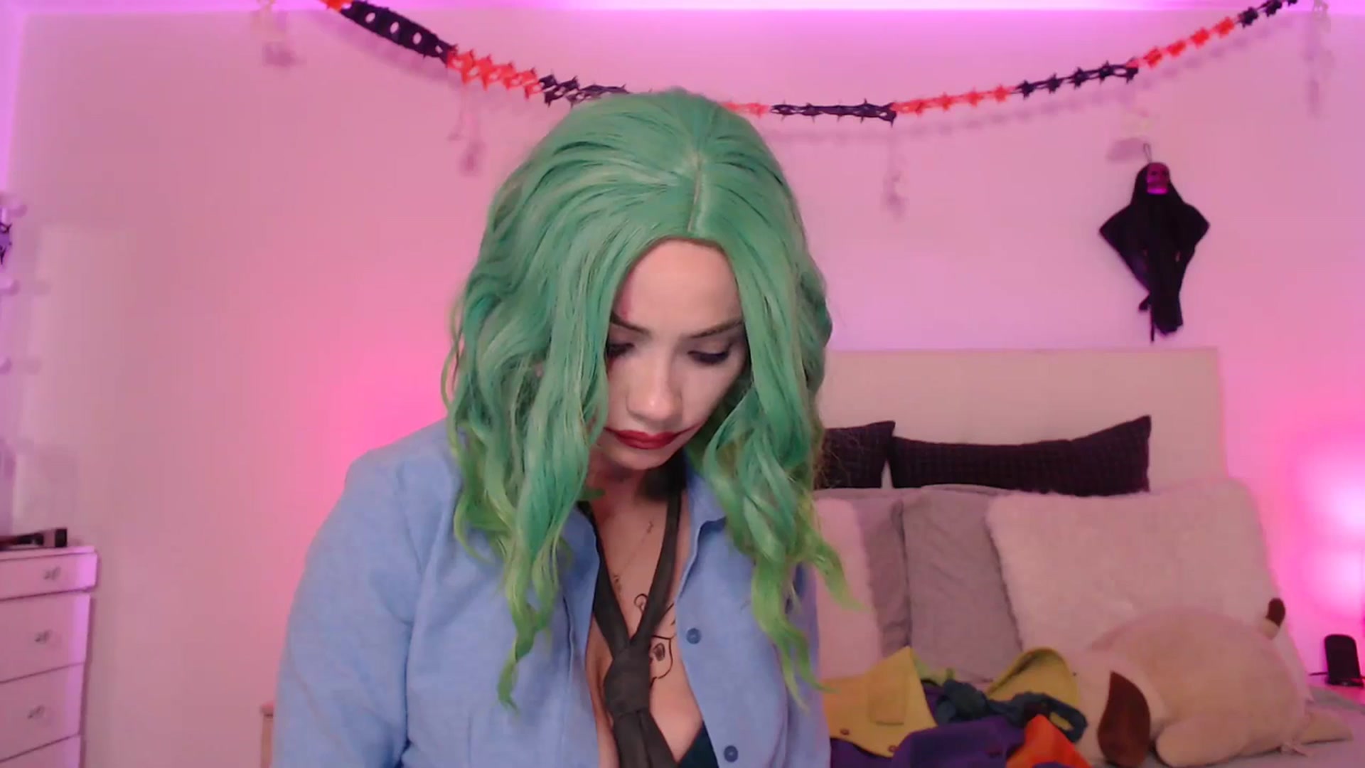Gallery image thumbnail from AmyLi's myfreecams stream on, 11/01/2023, 06:34 image 18 of 20