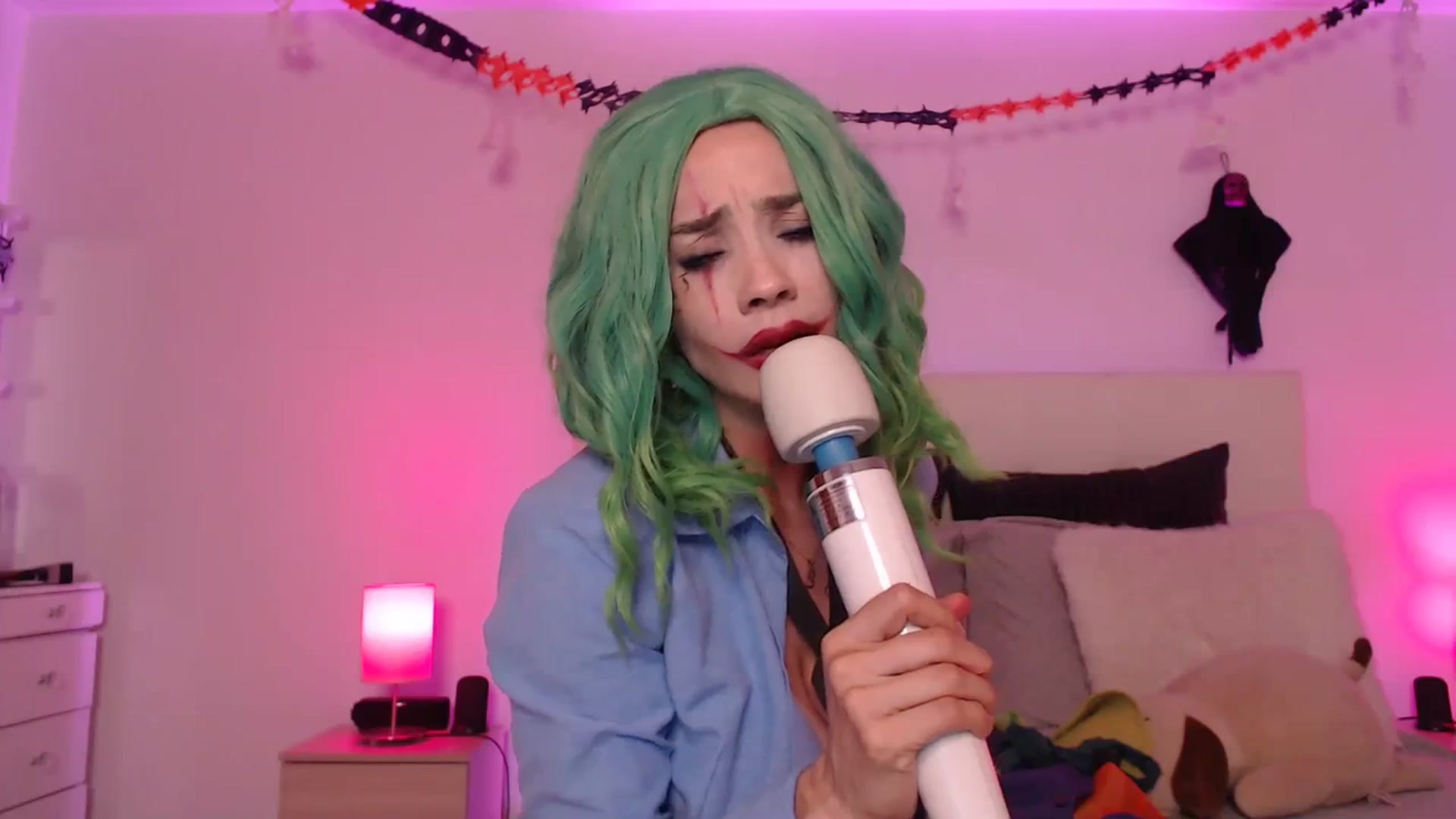 Gallery image thumbnail from AmyLi's myfreecams stream on, 11/01/2023, 06:34 image 17 of 20