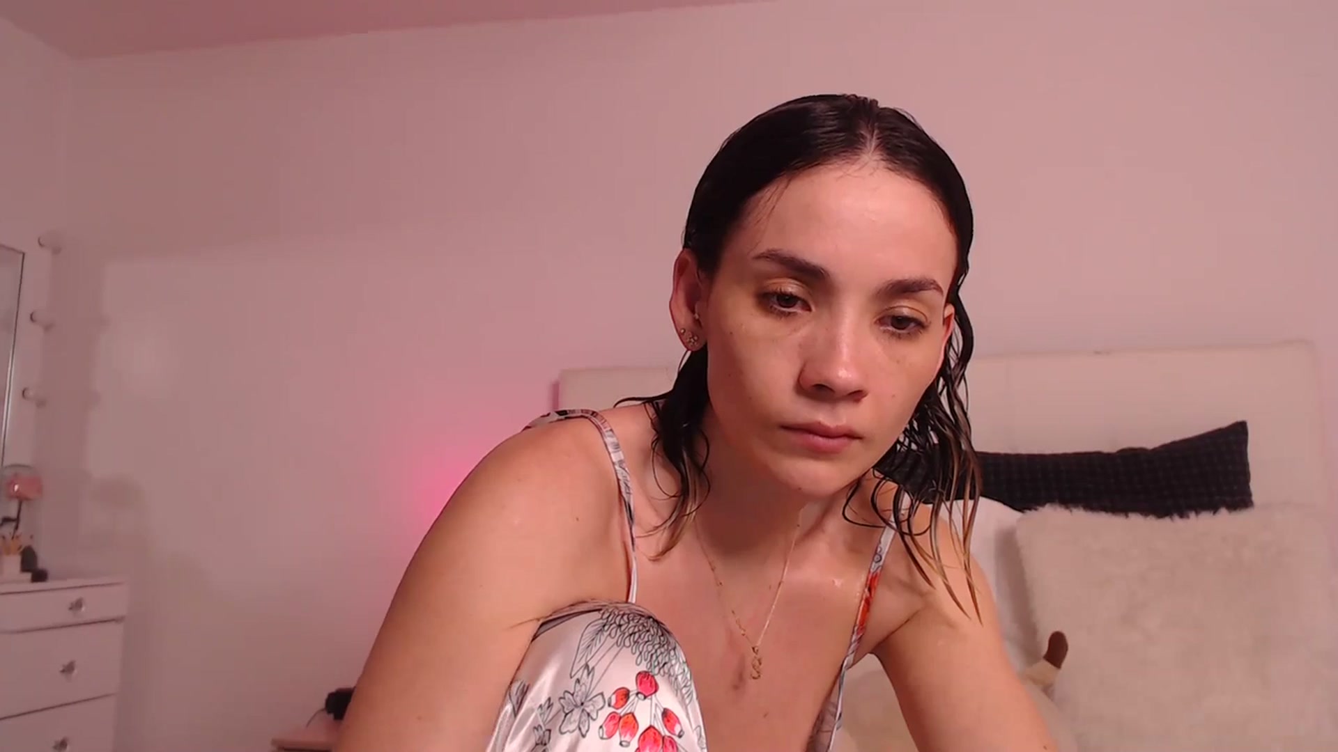 Gallery image thumbnail from AmyLi's myfreecams stream on, 11/15/2023, 07:01 image 19 of 20