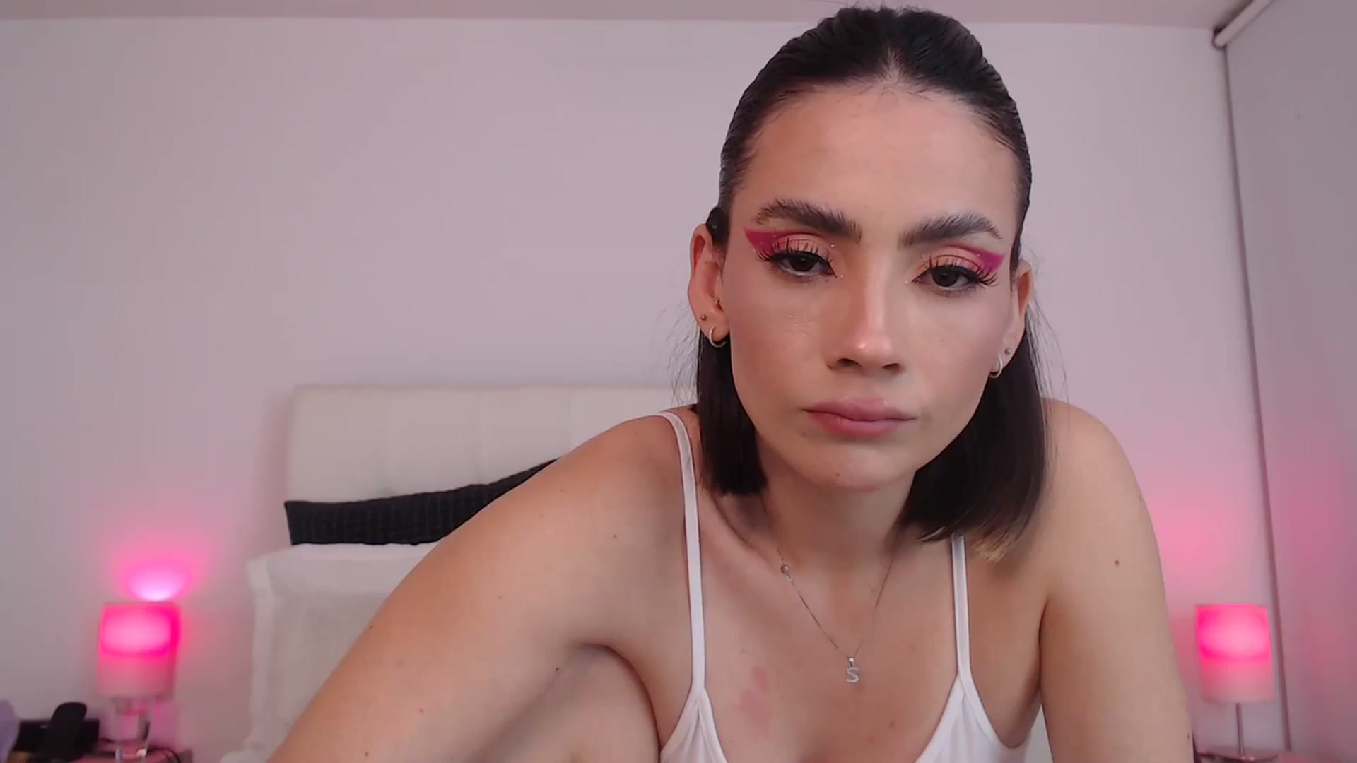 Gallery image thumbnail from AmyLi's myfreecams stream on, 11/29/2023, 05:23 image 16 of 20