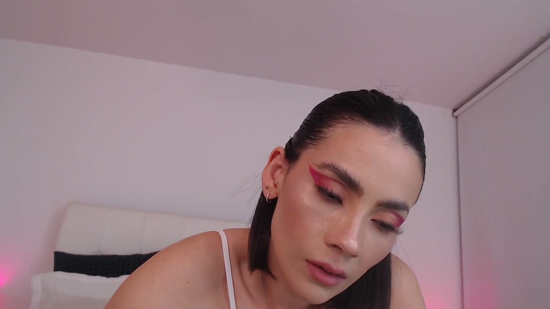 Gallery image thumbnail from AmyLi's myfreecams stream on, 11/29/2023, 05:23 image 6 of 20