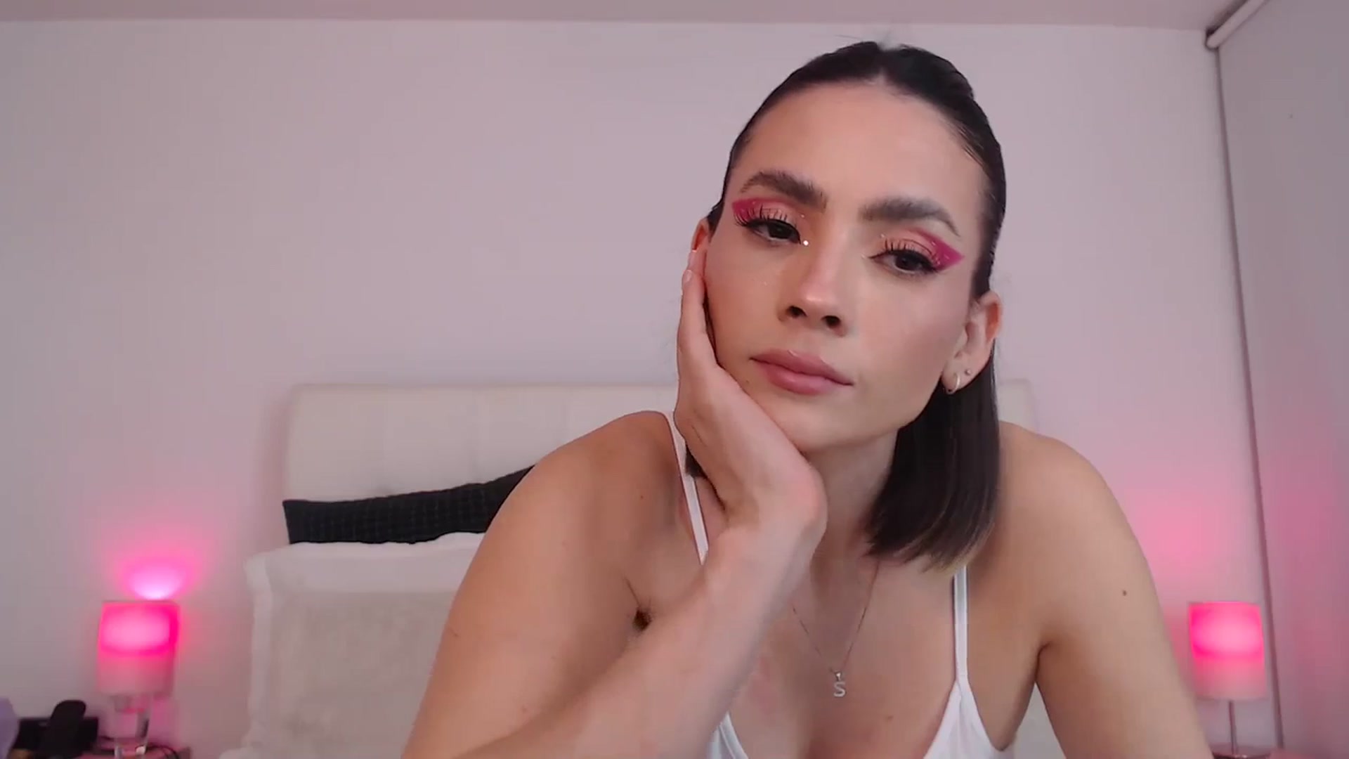 Gallery image thumbnail from AmyLi's myfreecams stream on, 11/29/2023, 05:23 image 18 of 20