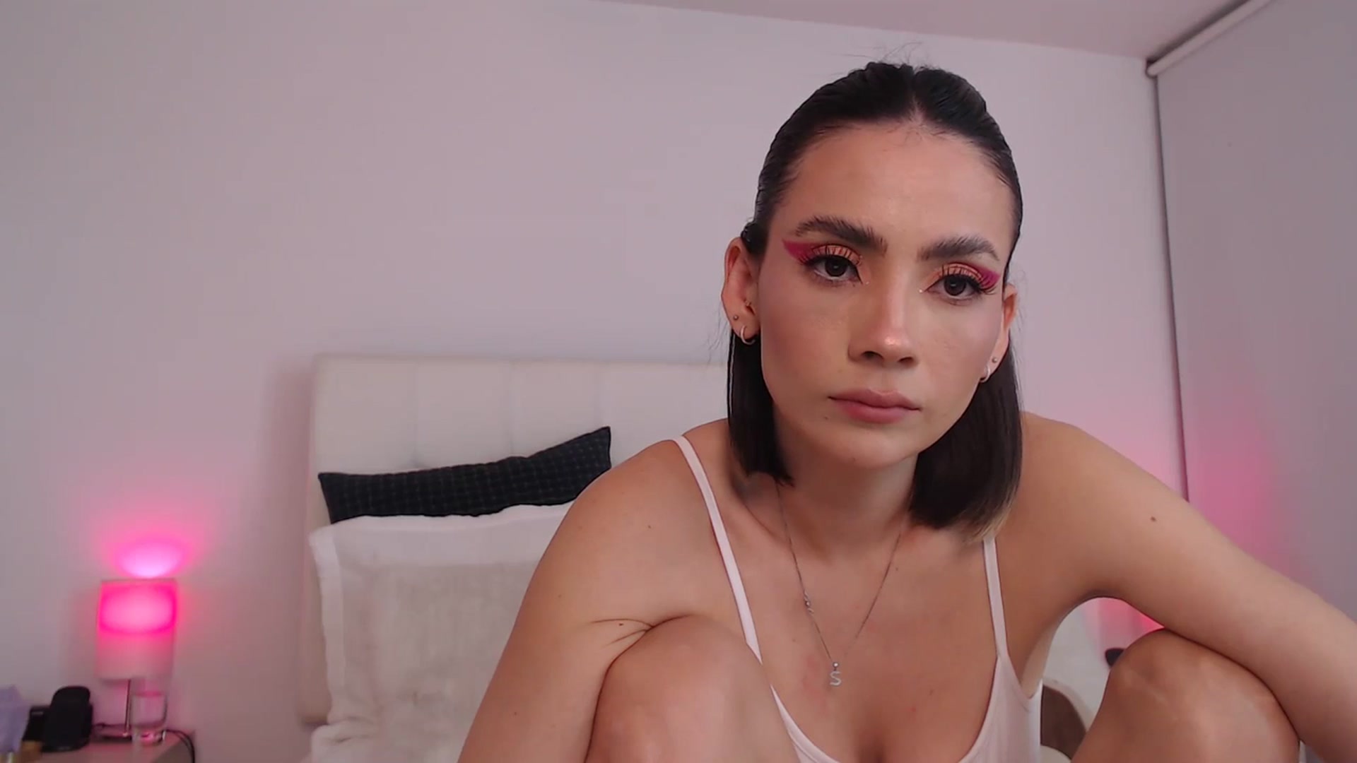 Gallery image thumbnail from AmyLi's myfreecams stream on, 11/29/2023, 06:17 image 5 of 20
