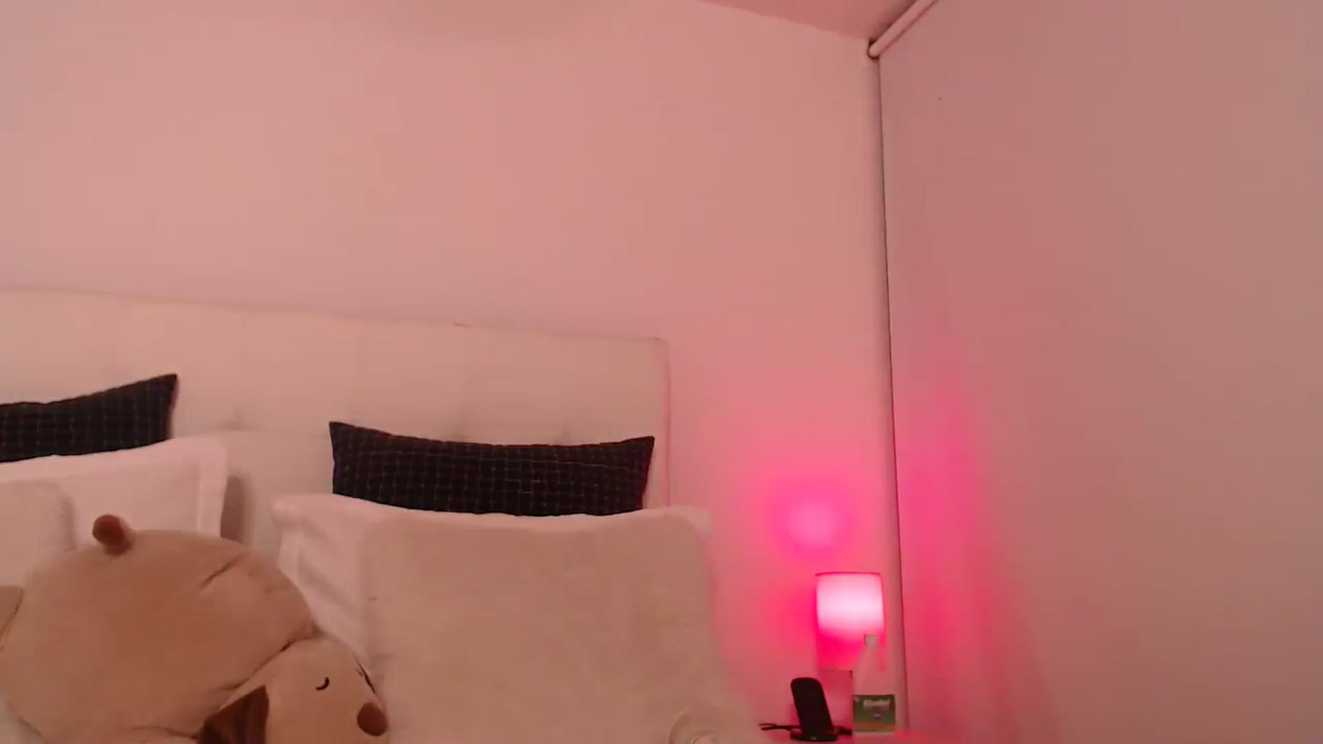 Gallery image thumbnail from AmyLi's myfreecams stream on, 12/01/2023, 07:31 image 11 of 20