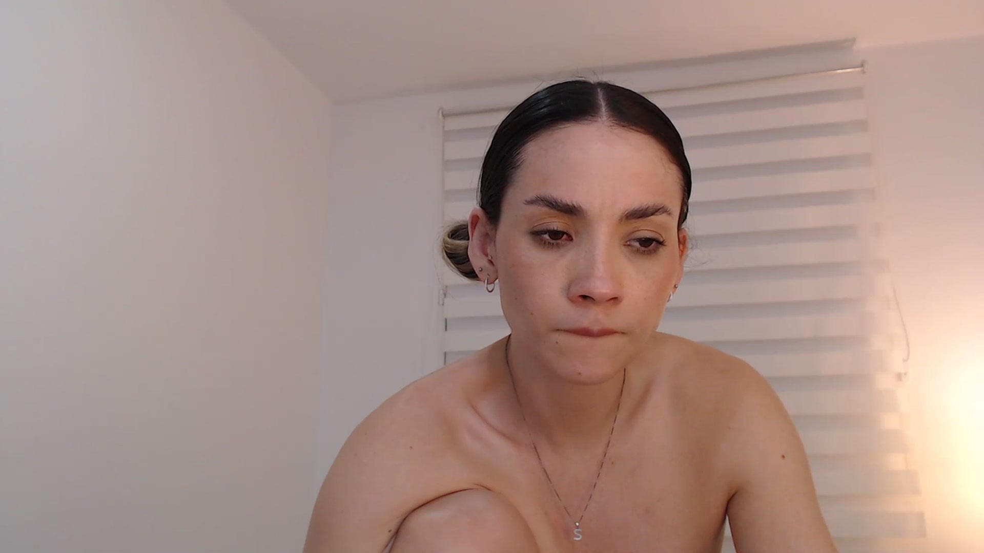 Gallery image thumbnail from AmyLi's myfreecams stream on, 12/13/2023, 06:48 image 19 of 20