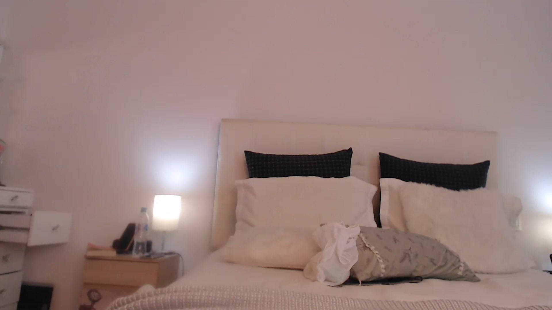 Gallery image thumbnail from AmyLi's myfreecams stream on, 05/05/2024, 06:55 image 13 of 20
