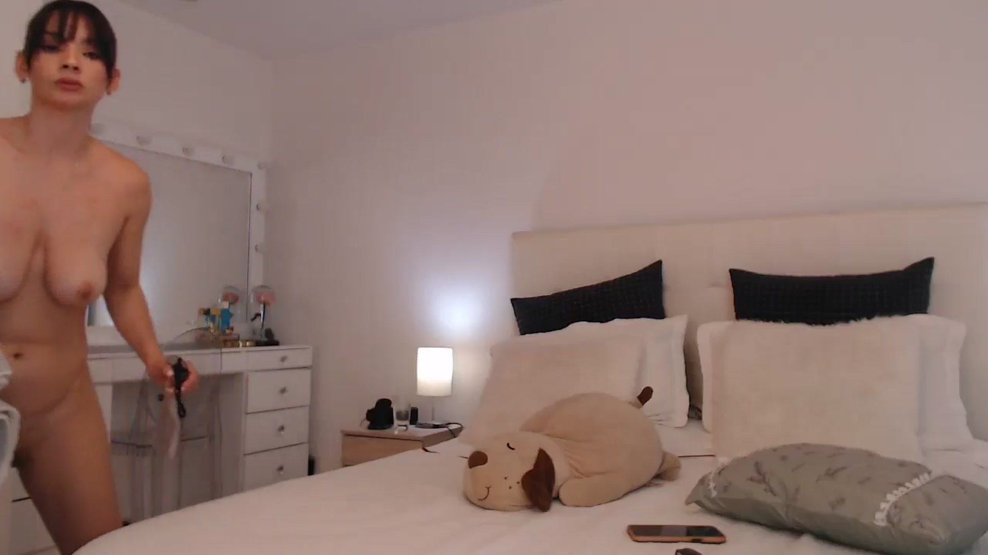 Gallery image thumbnail from AmyLi's myfreecams stream on, 06/01/2024, 07:12 image 13 of 20