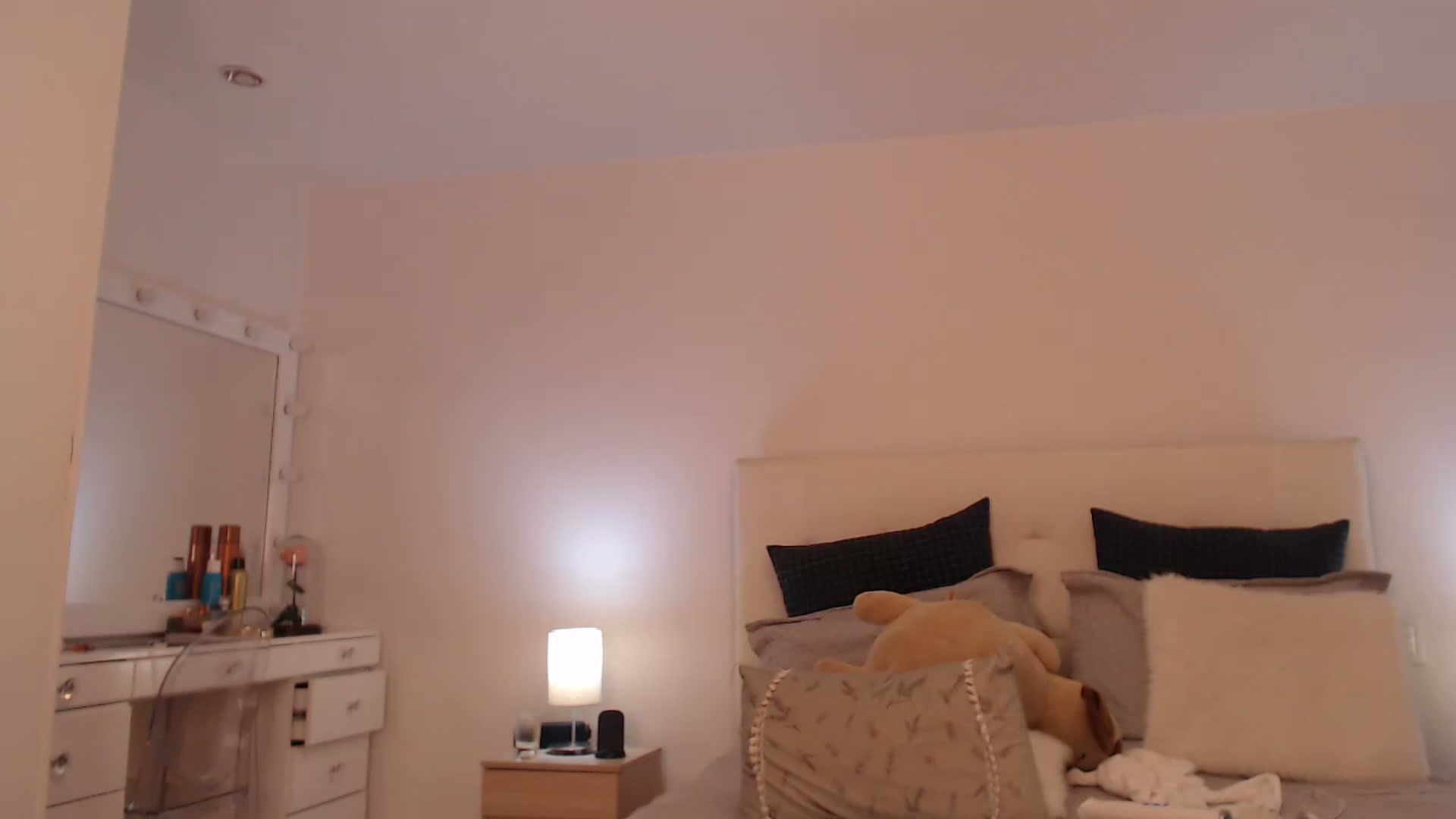 Gallery image thumbnail from AmyLi's myfreecams stream on, 06/30/2024, 08:03 image 10 of 20