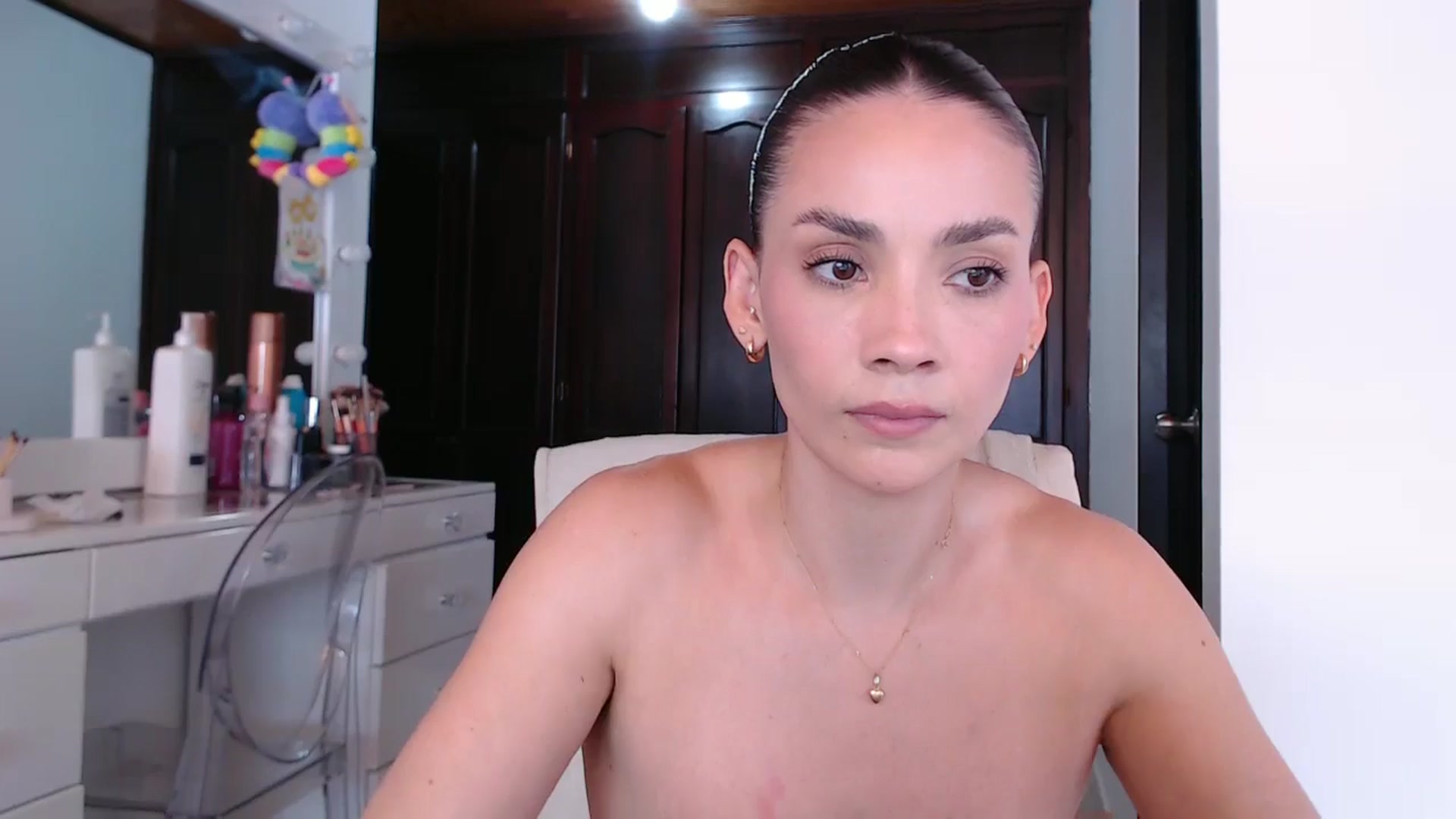 Gallery image thumbnail from AmyLi's myfreecams stream on, 08/23/2024, 17:45 image 9 of 20